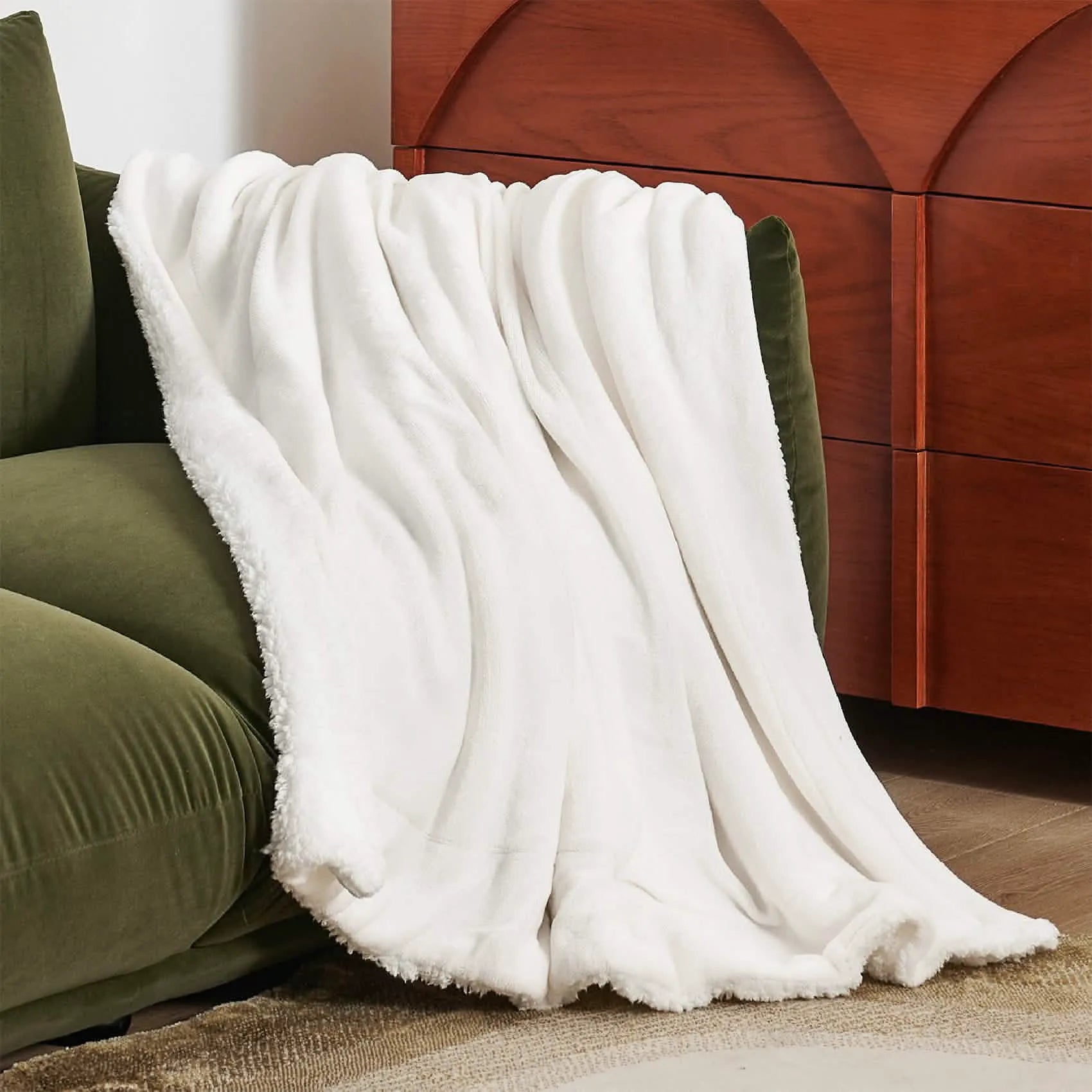Cozy Sherpa Fleece Throw Blanket
