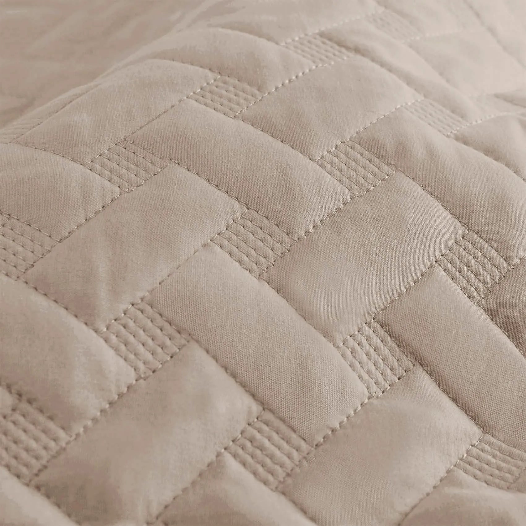 Basketweave Quilt Set