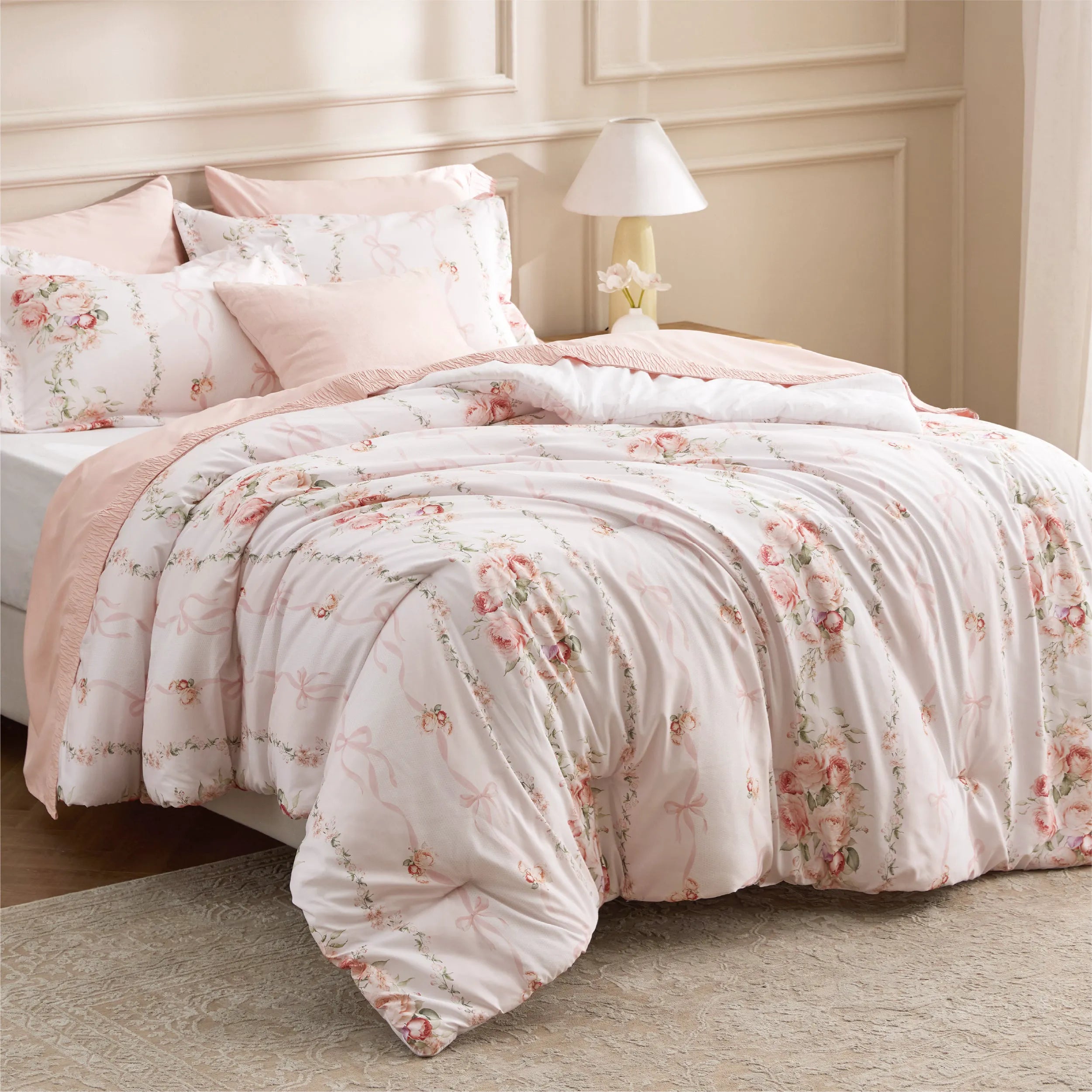 Vintage Botanical Comforter Set