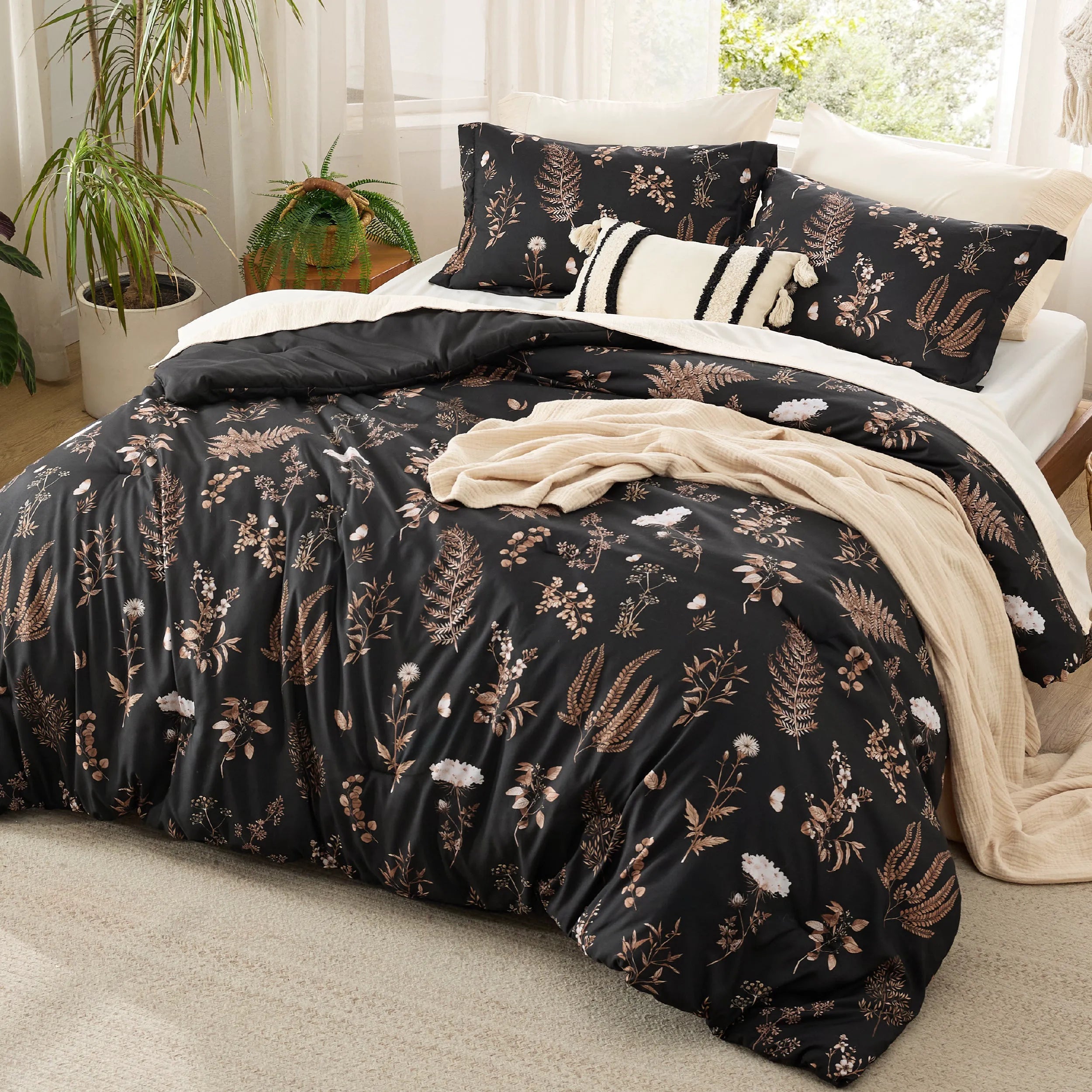 Vintage Botanical Comforter Set