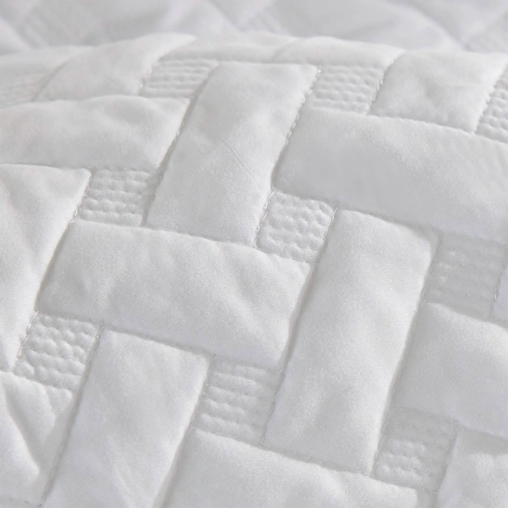 Basketweave Quilt Set