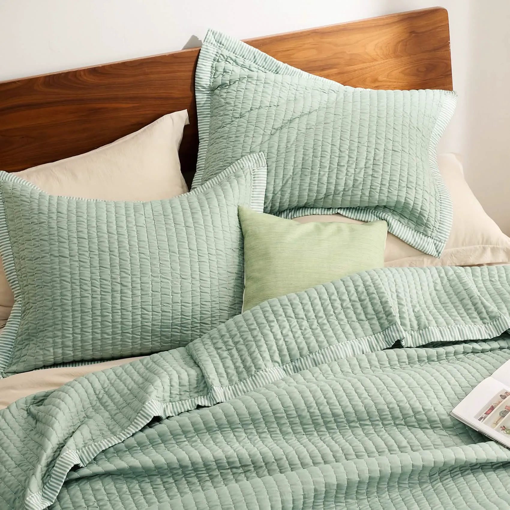Corduroy Quilt Set
