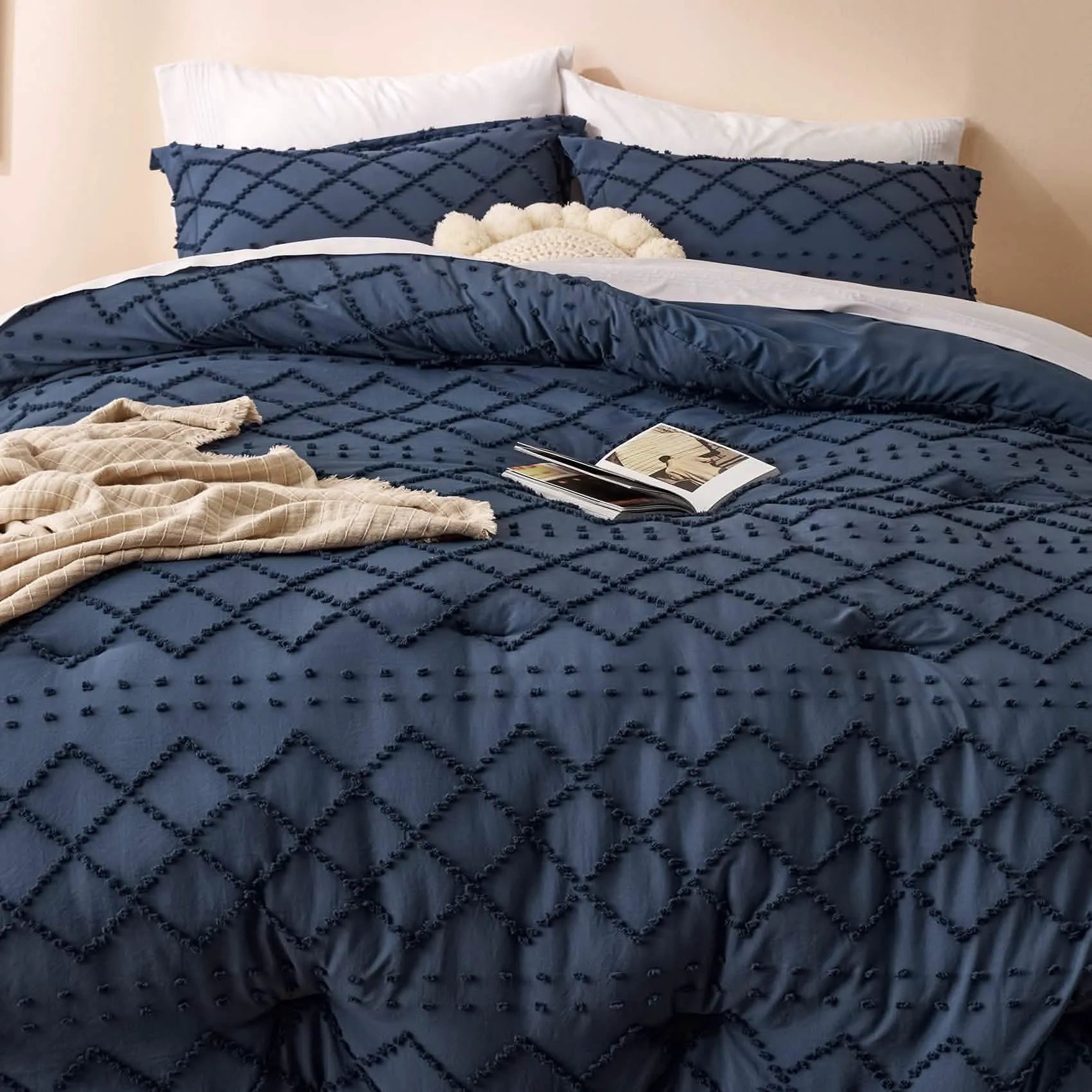 Tufted Embroidery Comforter Set