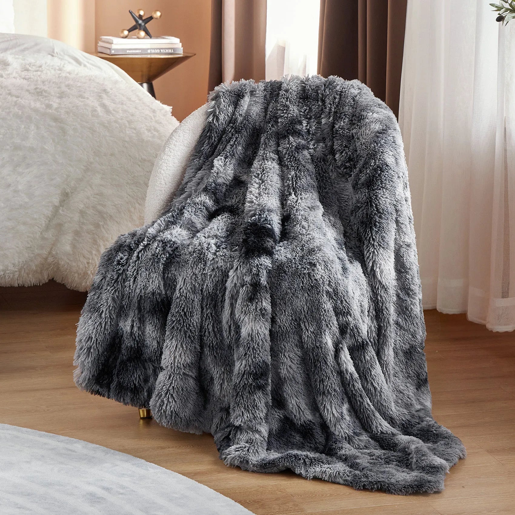 Fuzzy Faux Fur Throw Blanket