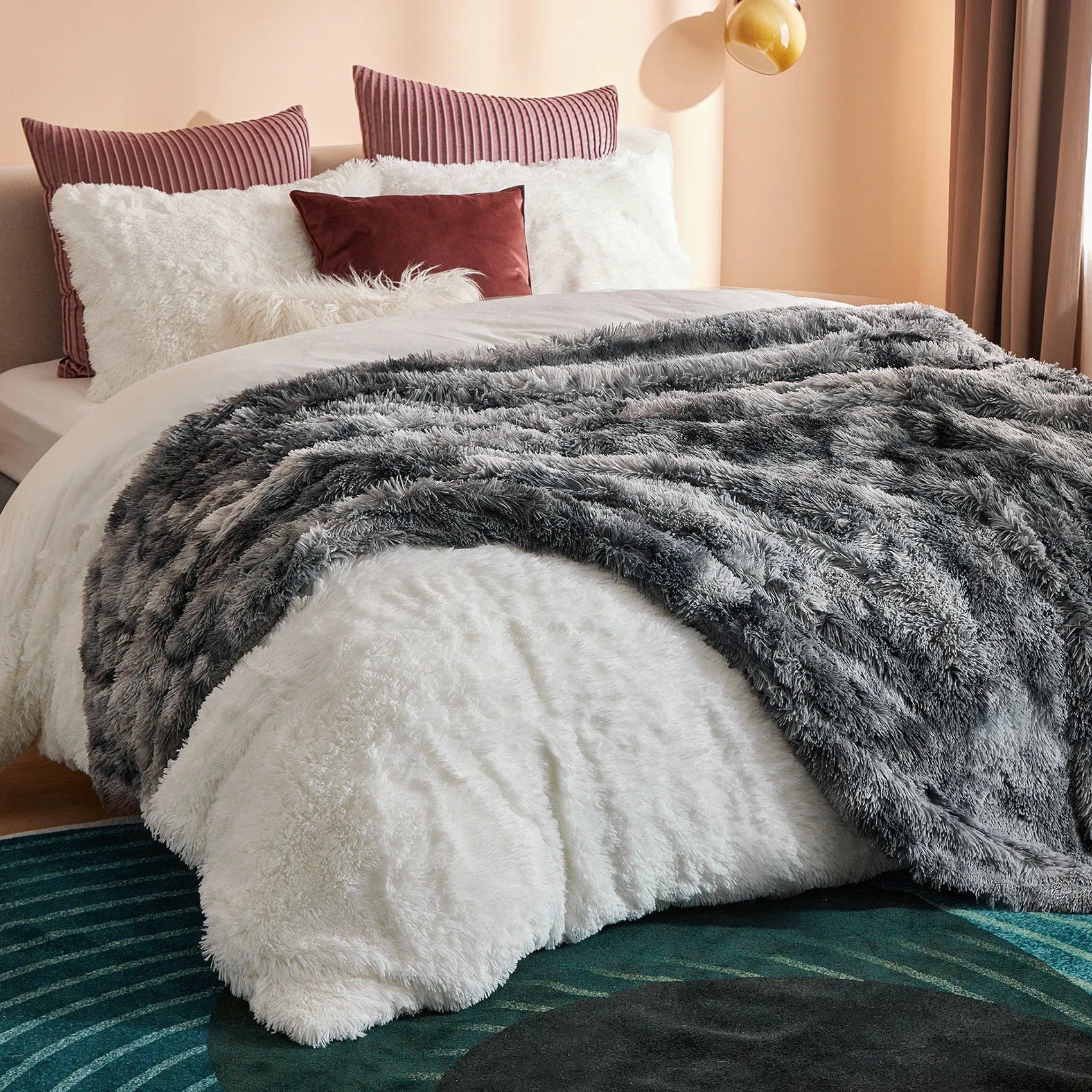 Fuzzy Faux Fur Throw Blanket
