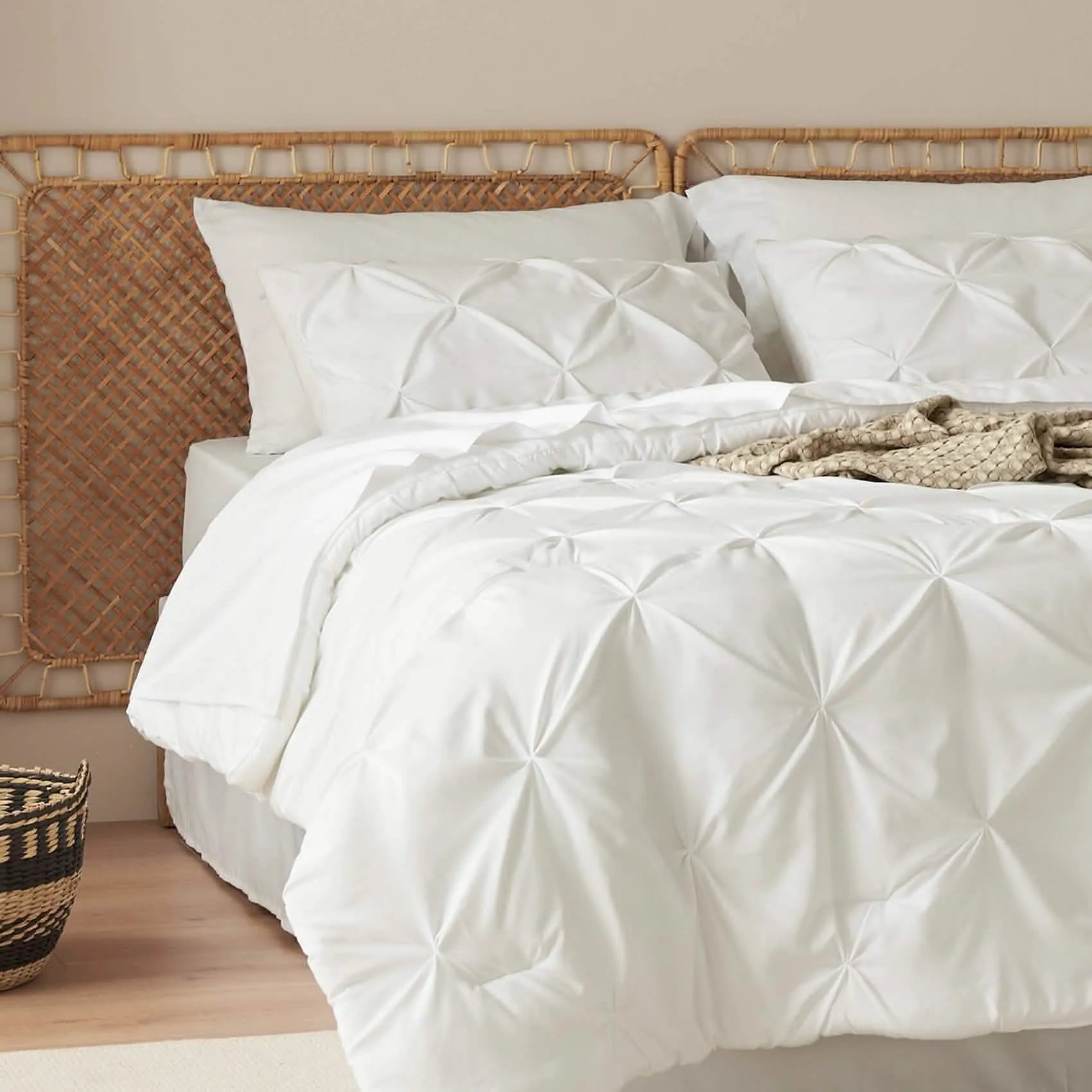 Pintuck Bedding Set