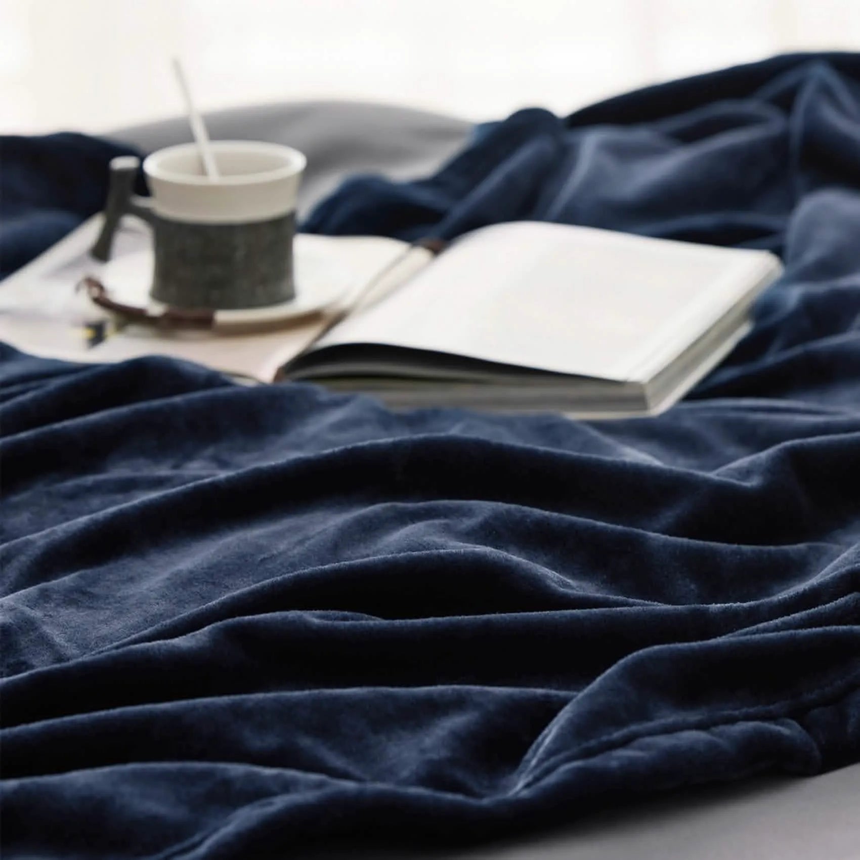 Flannel Fleece Blanket 300gsm