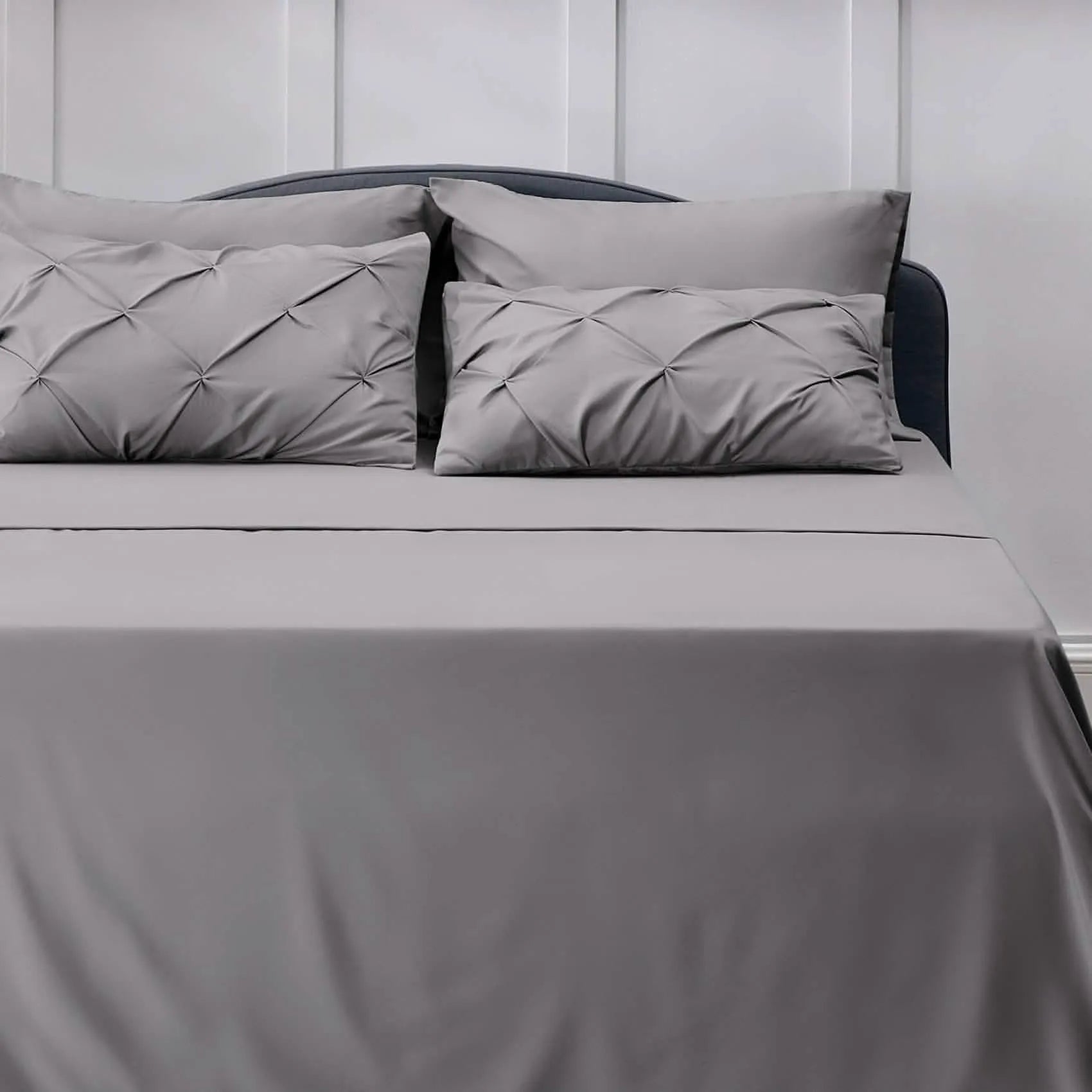 Pintuck Bedding Set