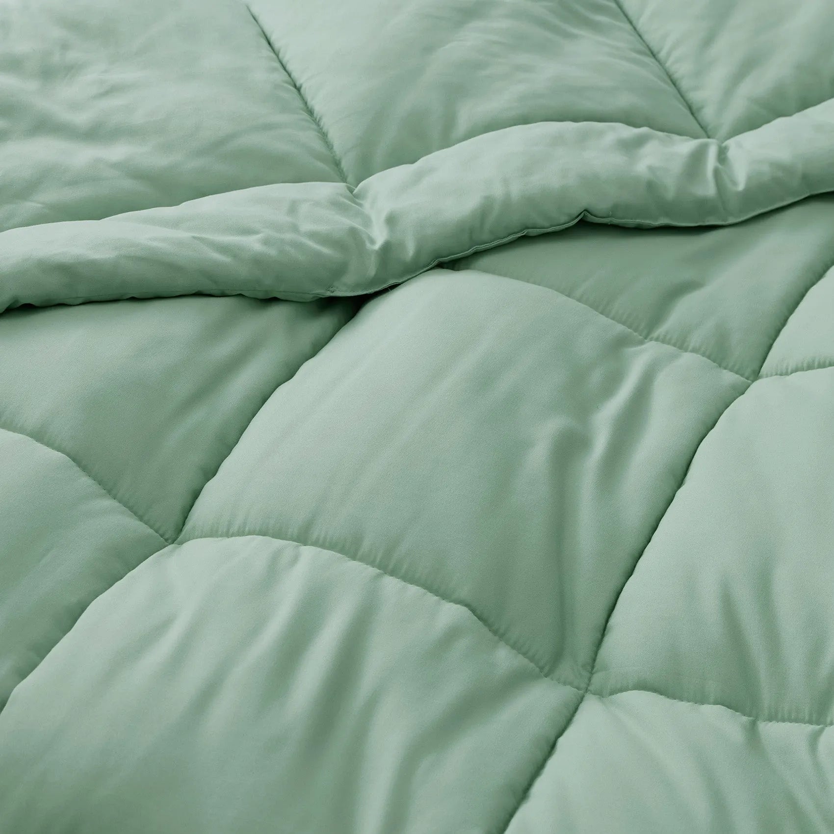 Down Alternative Comforter