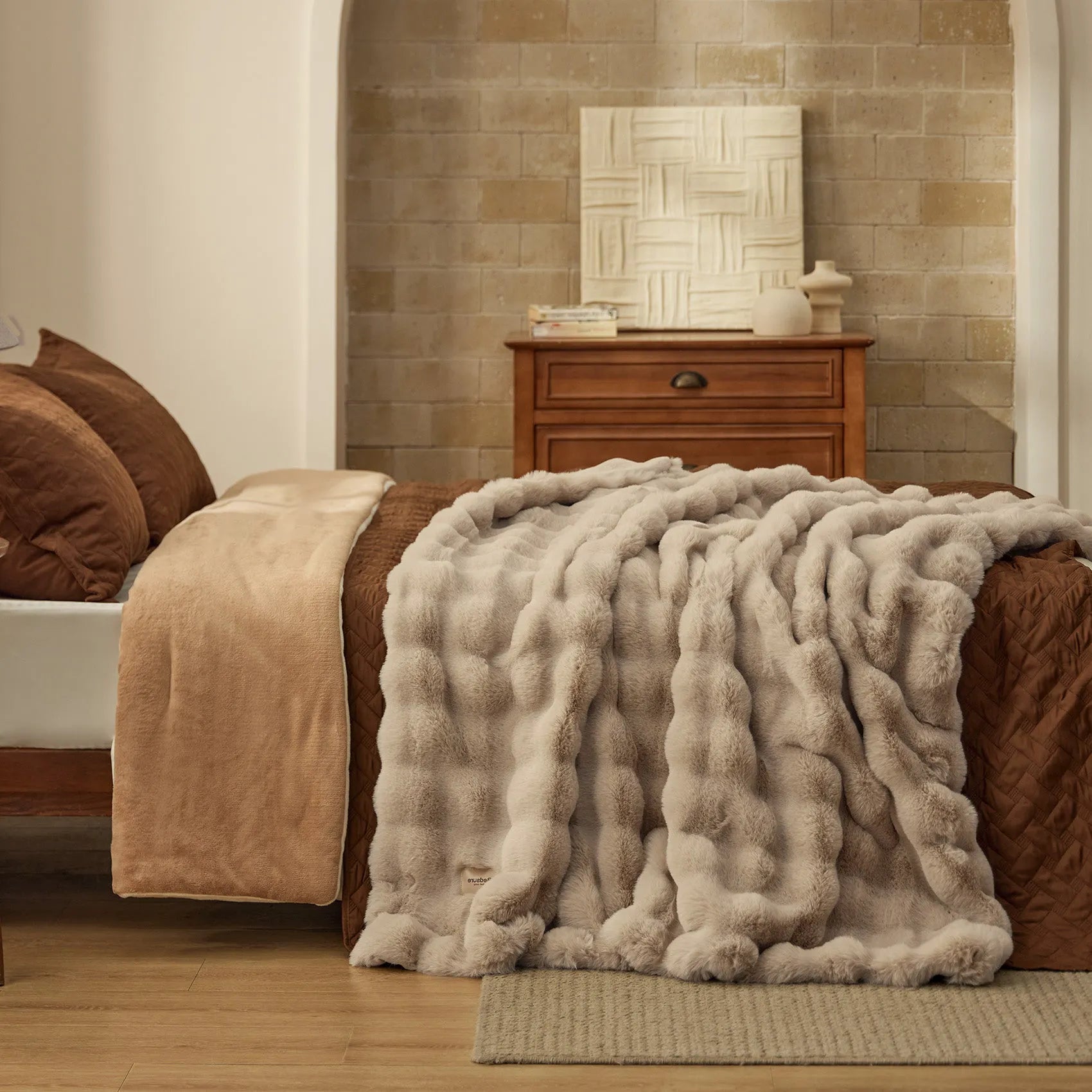 Faux Fur Bubble Blanket