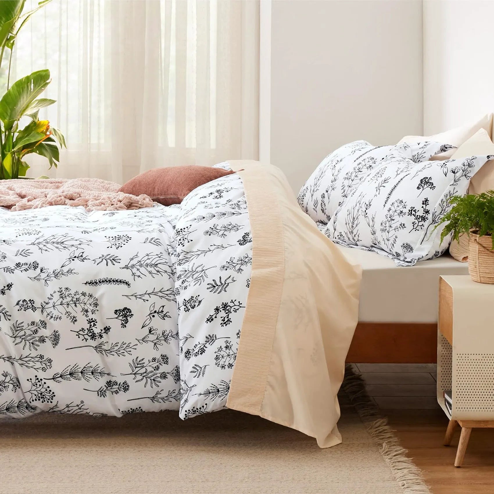 Reversible Floral Duvet Cover Set