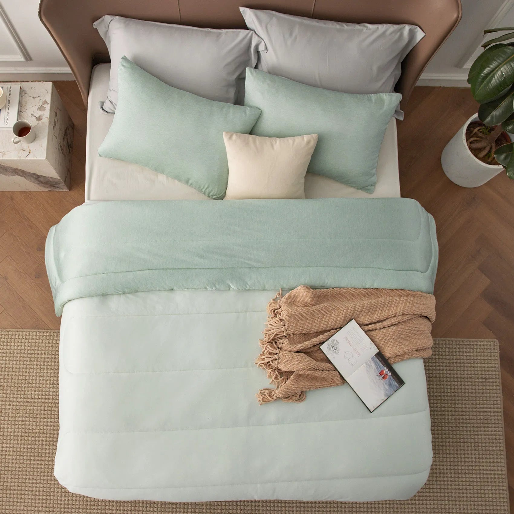 Reversible Warm & Cooling Comforter Set