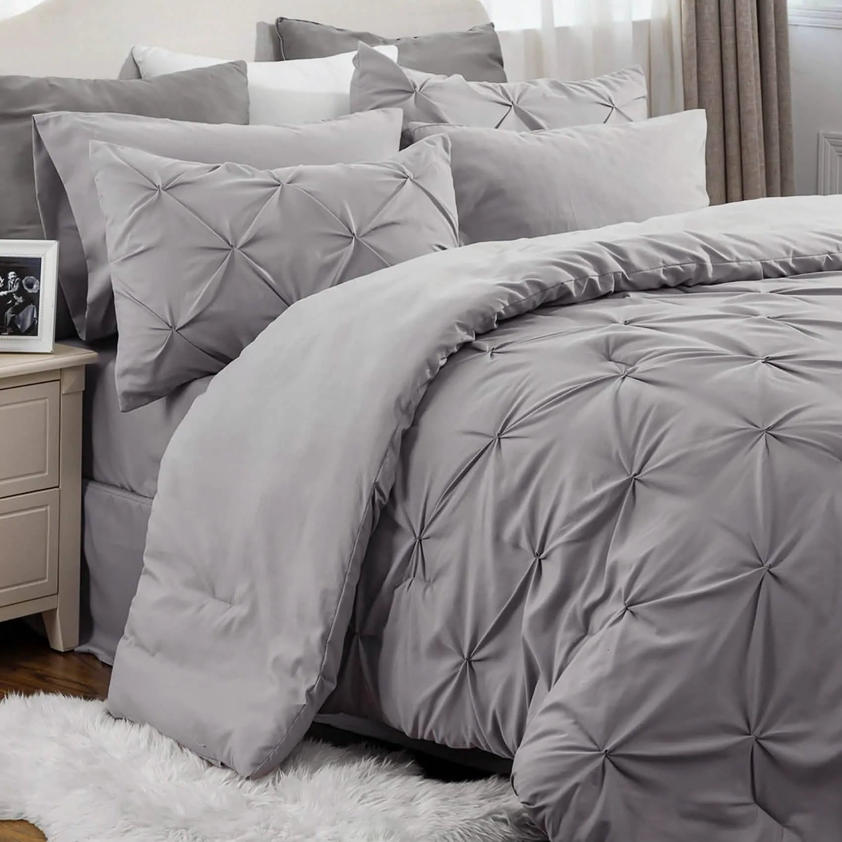 Pintuck Bedding Set