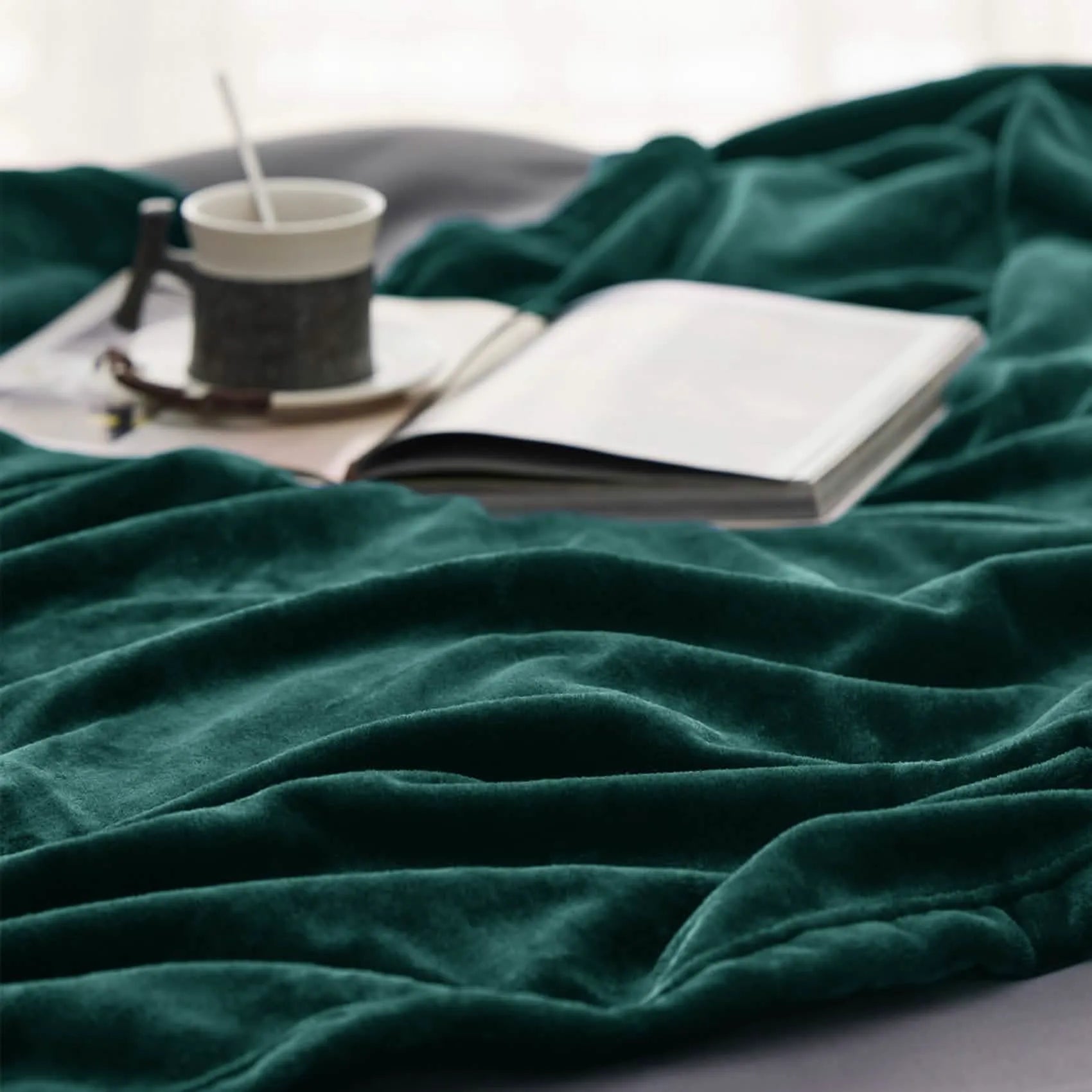 Flannel Fleece Blanket 300gsm