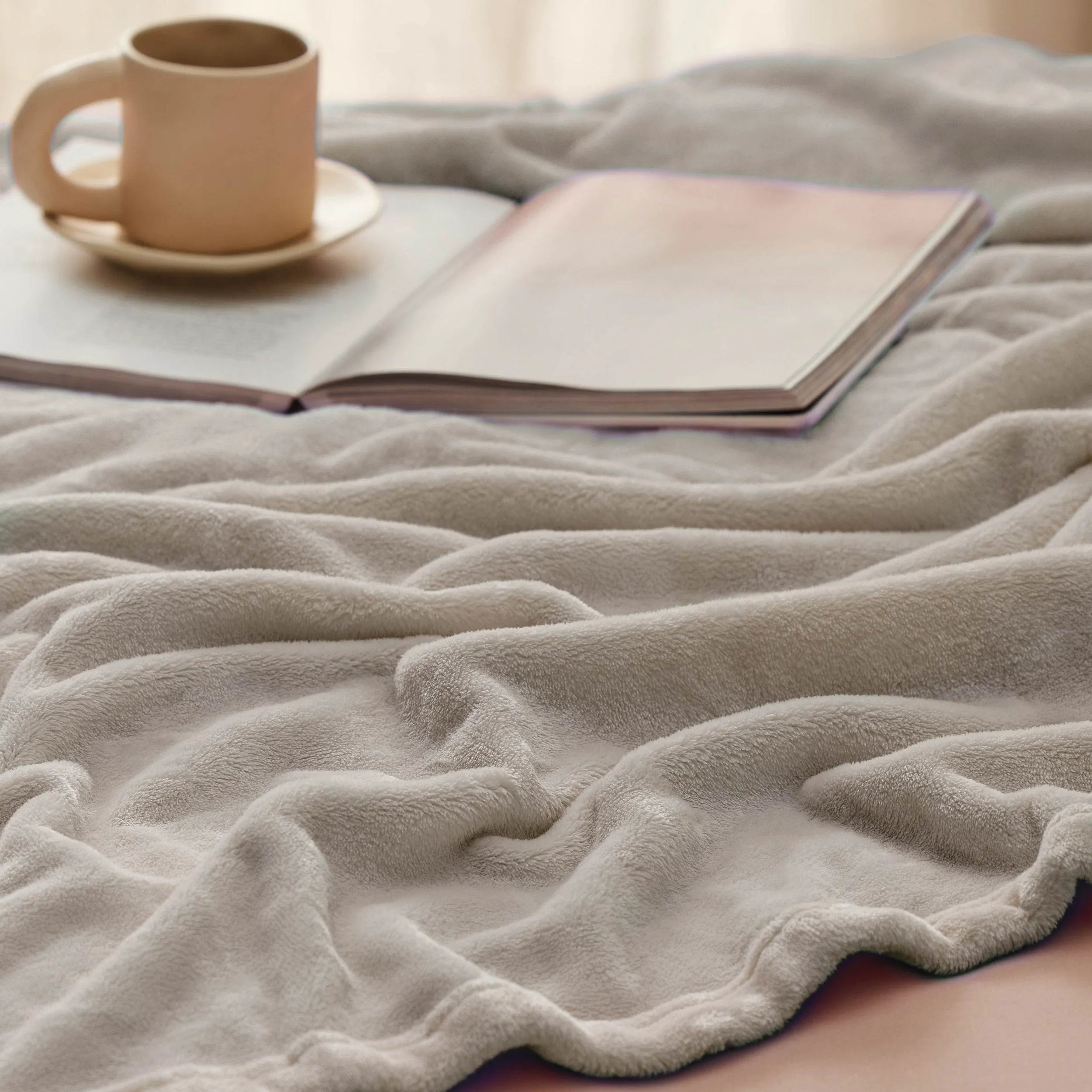 Flannel Fleece Blanket 300gsm