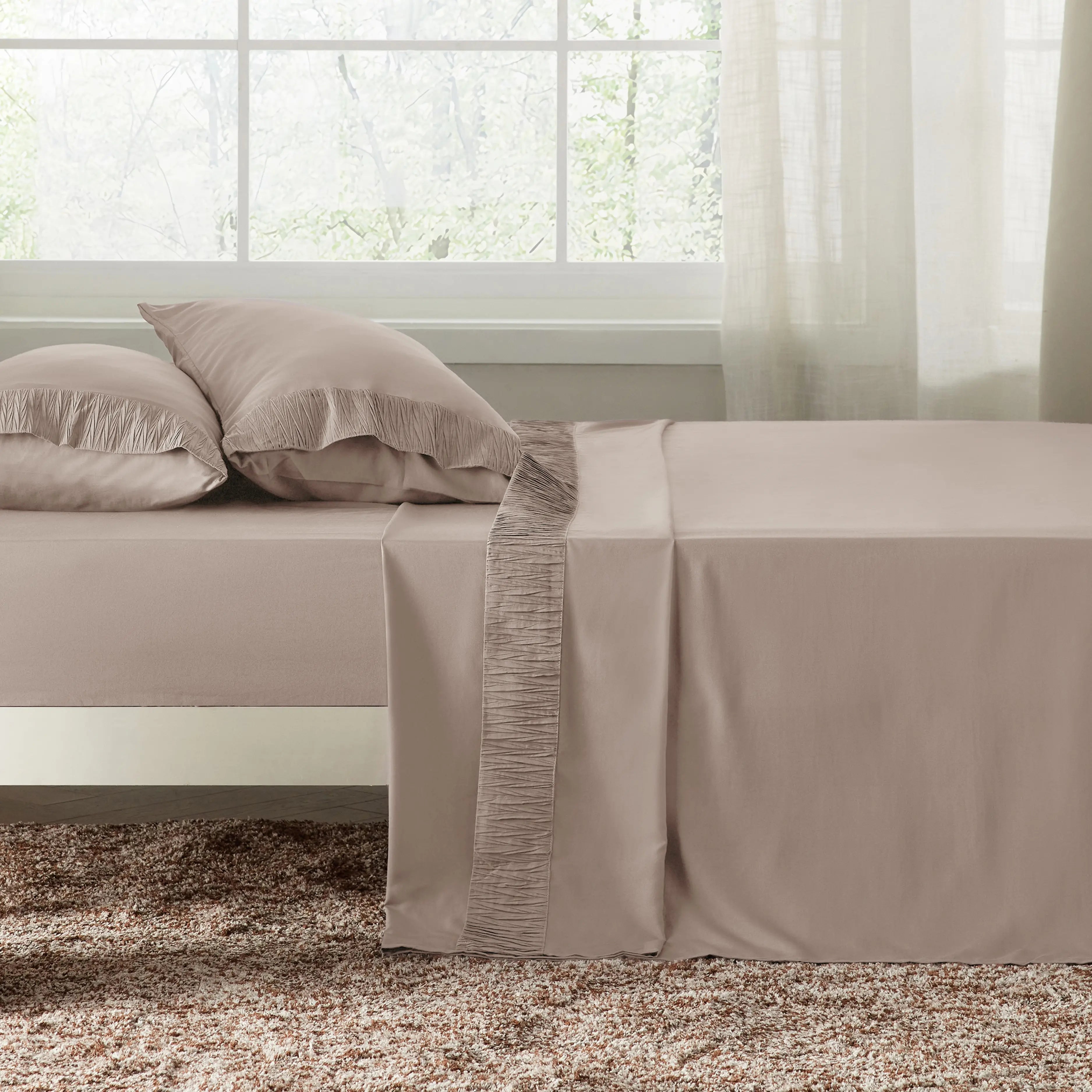Ruched Sheet Set