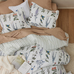 Vintage Botanical Comforter Set