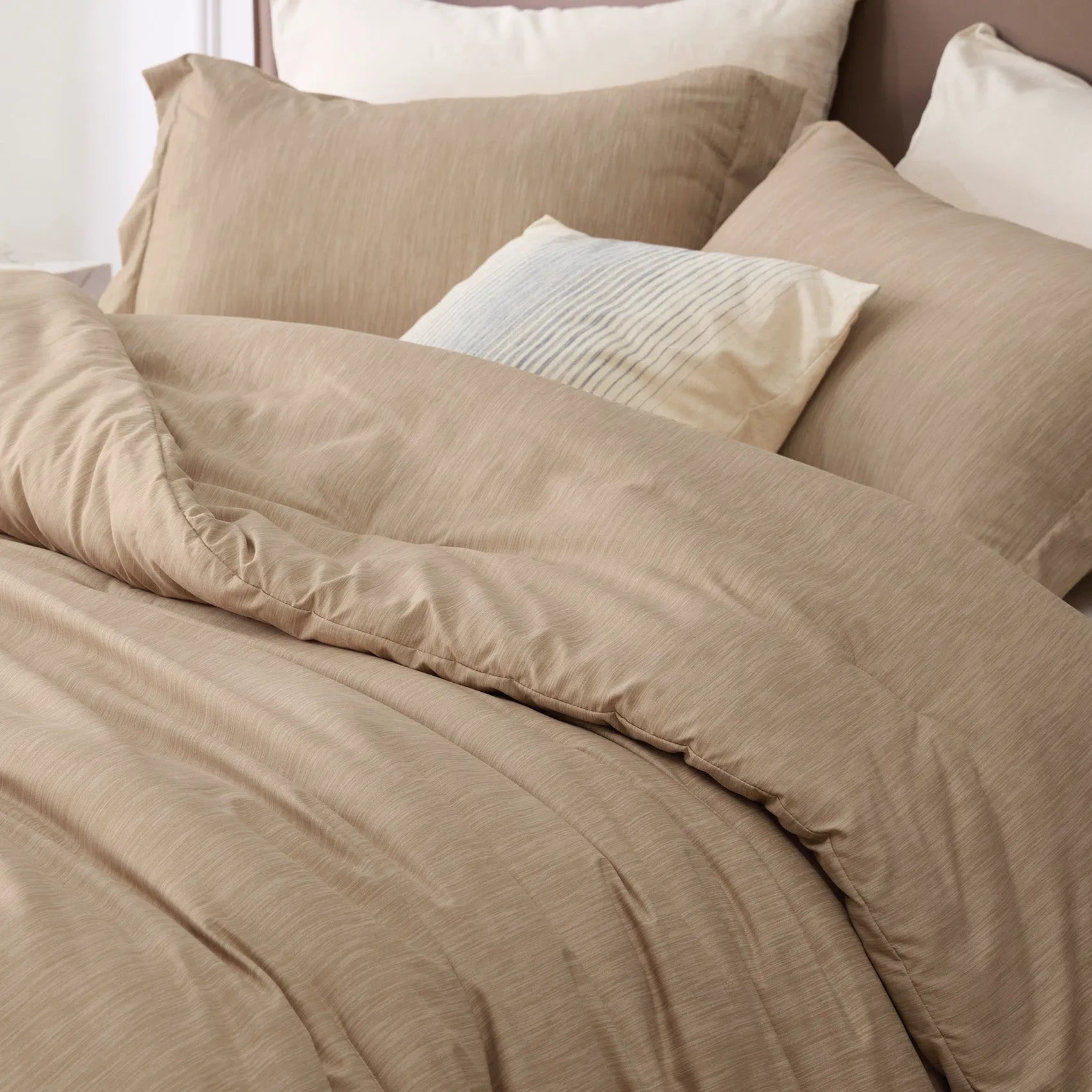 Cationic Dye Comforter Set - 90gsm