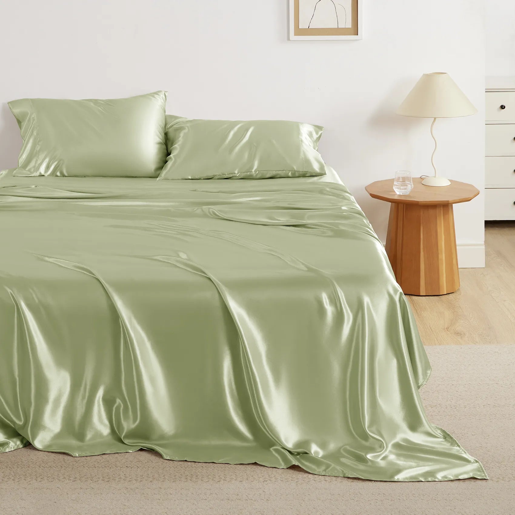 Luxurious Satin Sheet Set