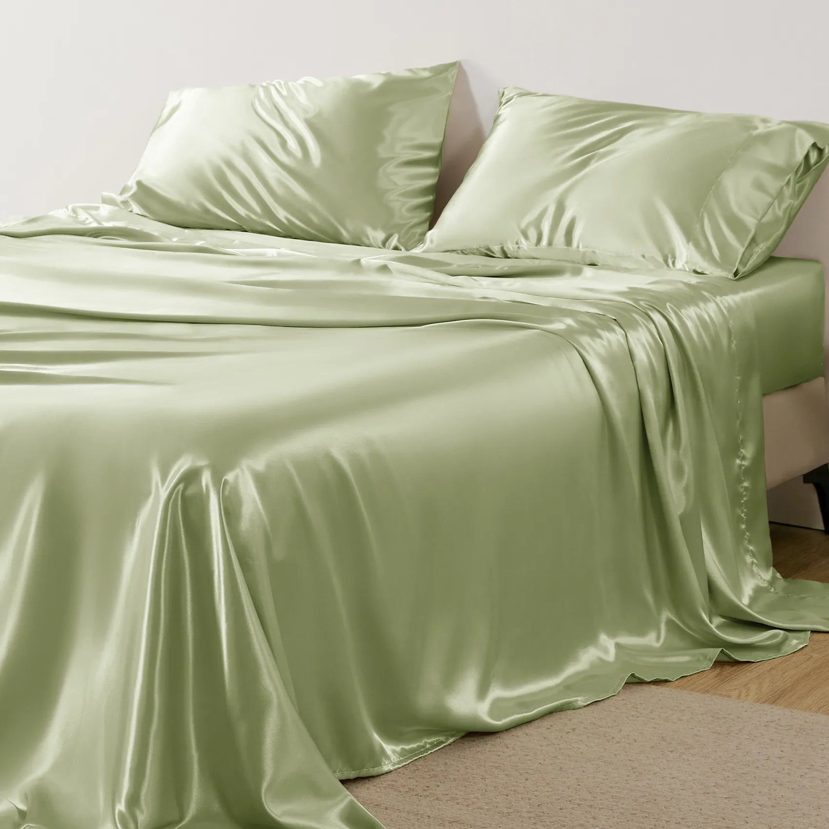 Luxurious Satin Sheet Set