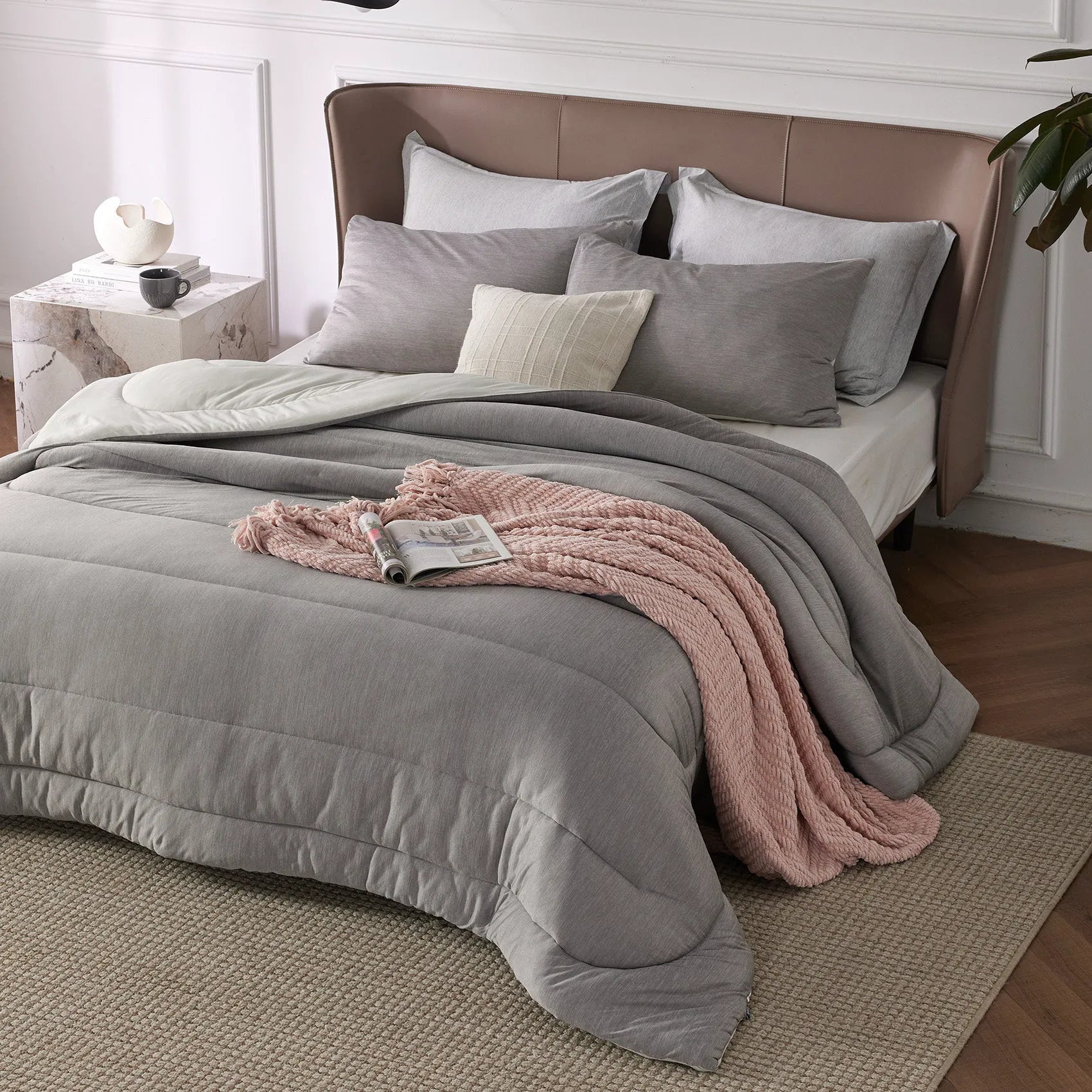 Reversible Warm & Cooling Comforter Set