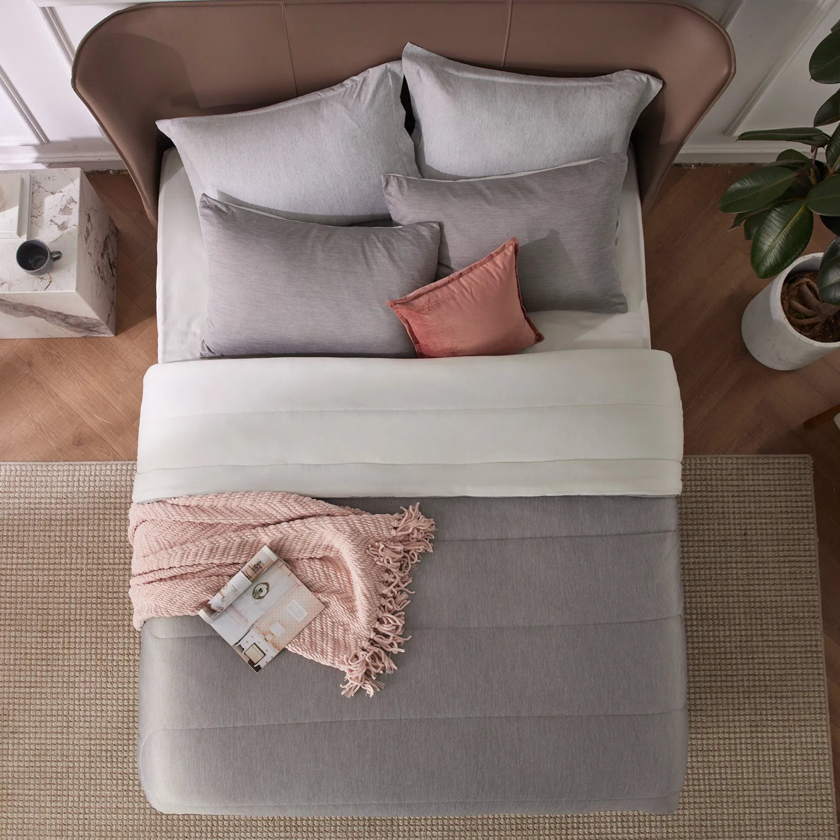 Reversible Warm & Cooling Comforter Set