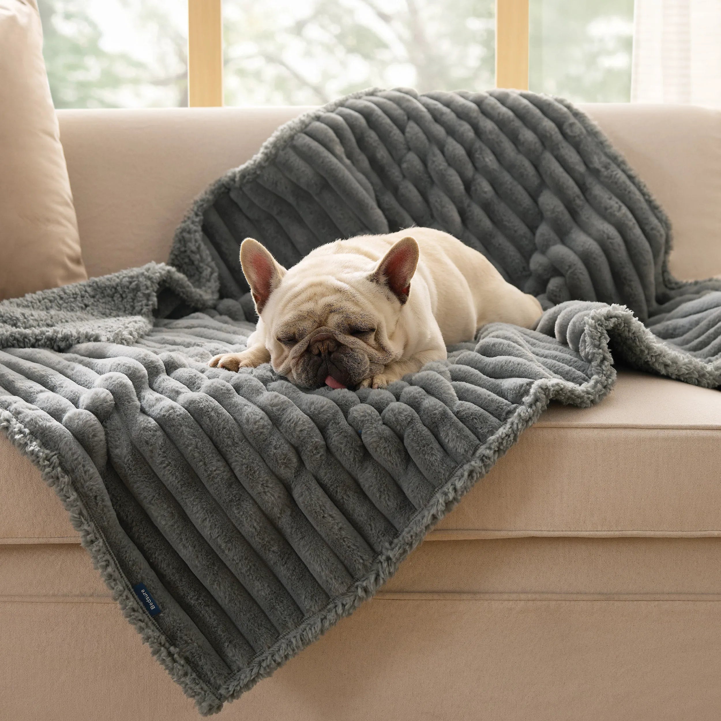 ComfyFleece™ Waterproof Pet Blanket