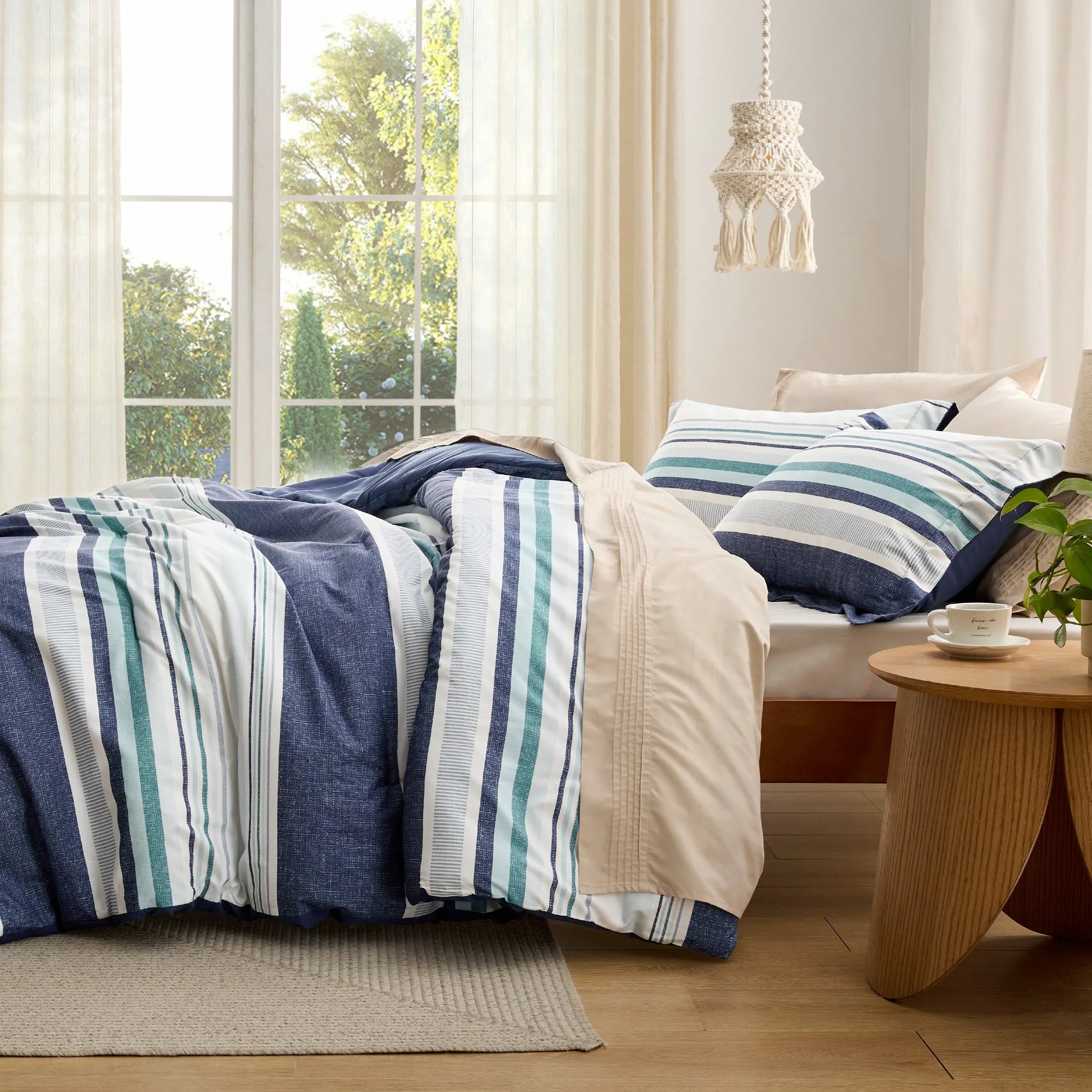 Vintage Botanical Comforter Set