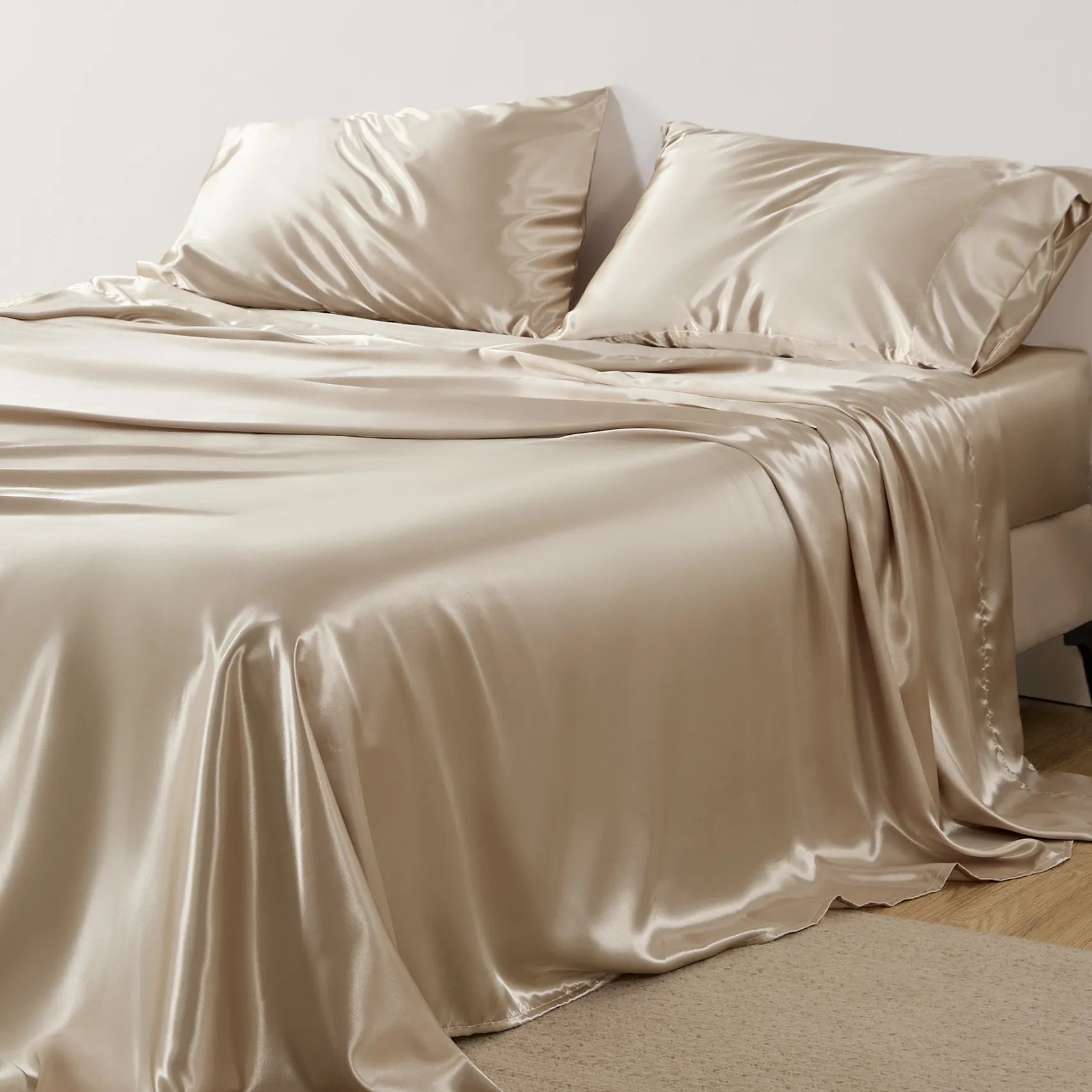 Luxurious Satin Sheet Set