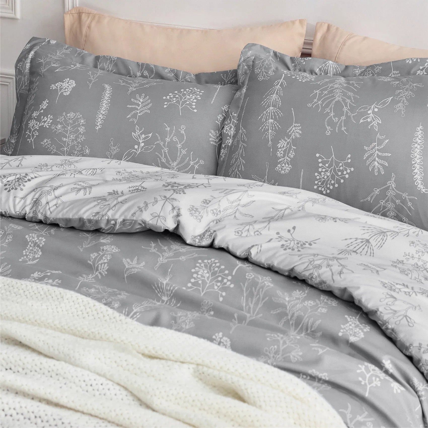 Reversible Floral Duvet Cover Set