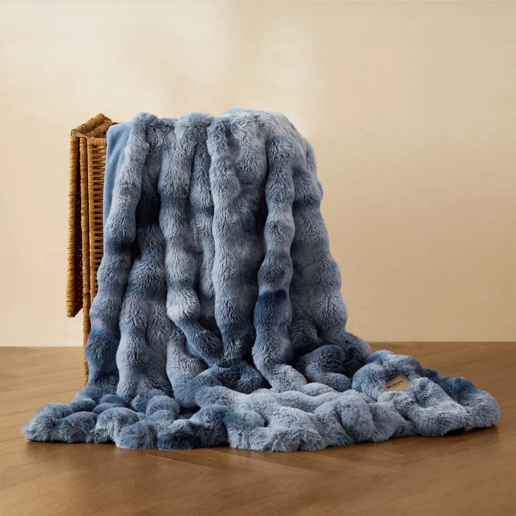 Faux Fur Bubble Blanket