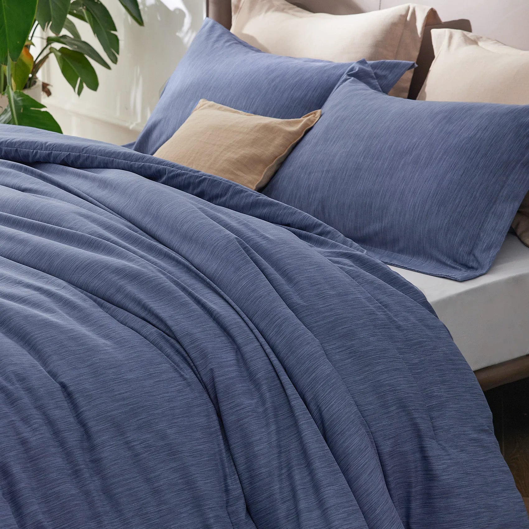 Cationic Dye Comforter Set - 90gsm