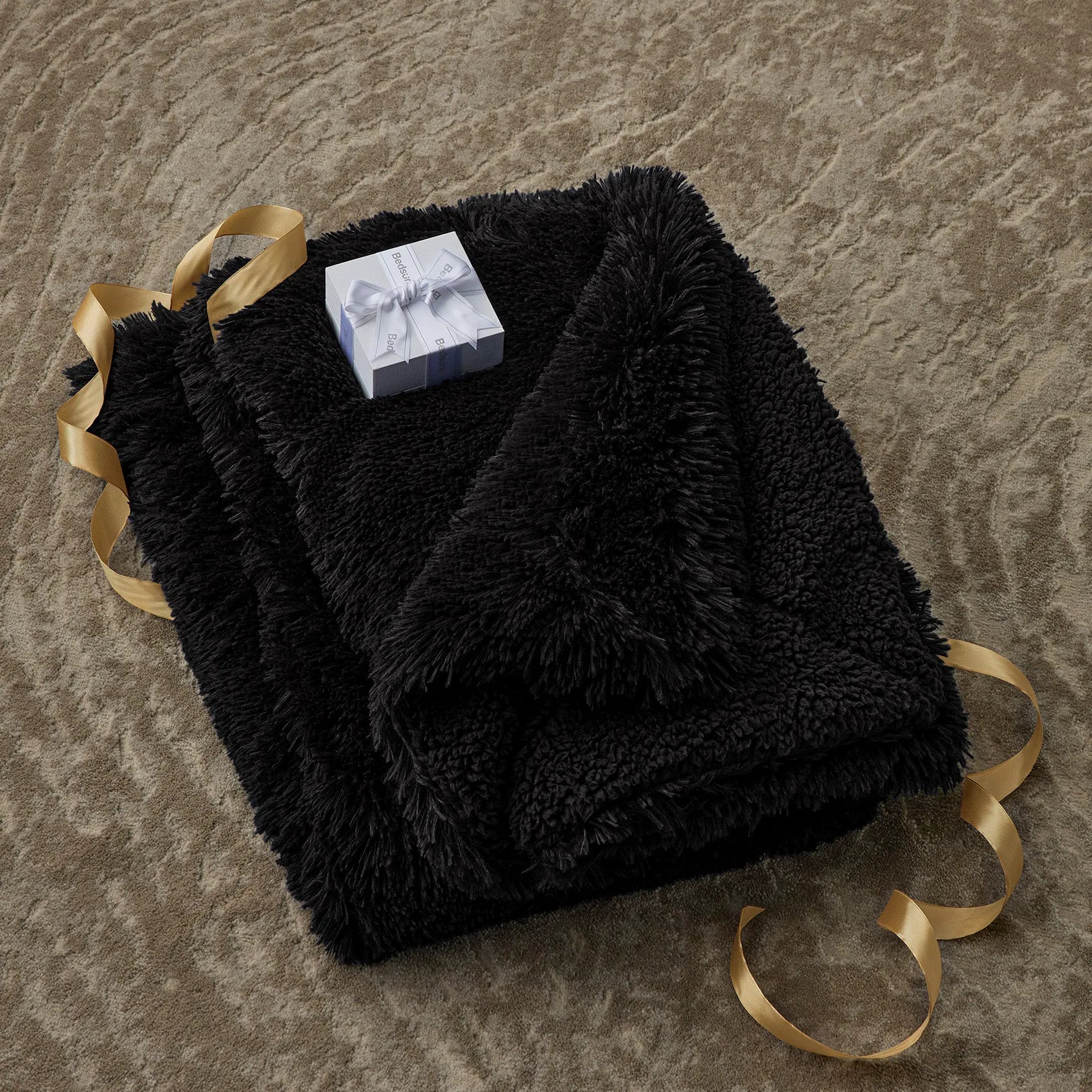Fuzzy Faux Fur Throw Blanket