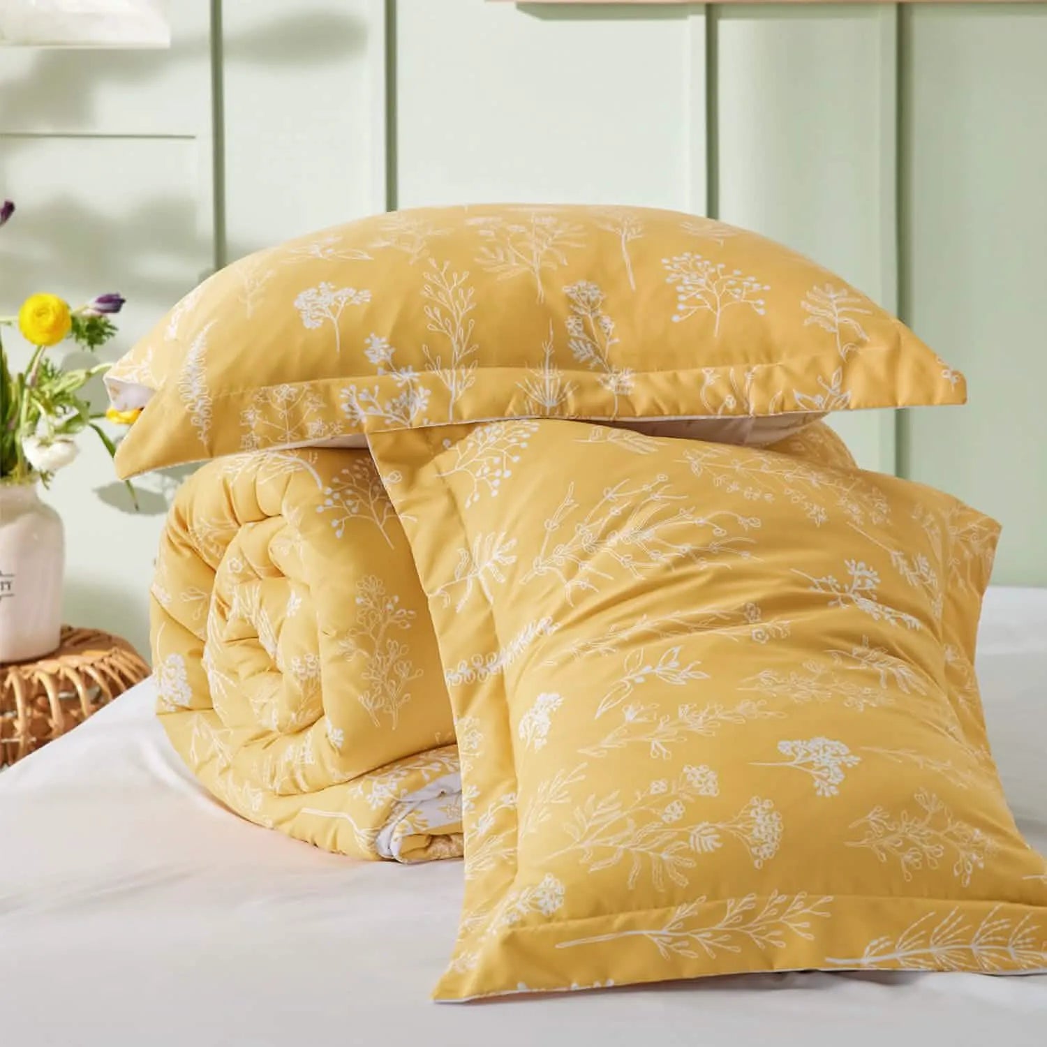 Reversible Floral Comforter Set