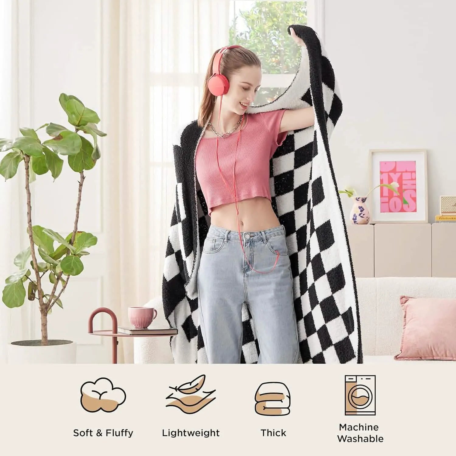 Ultra-Soft Reversible Checkered Blanket