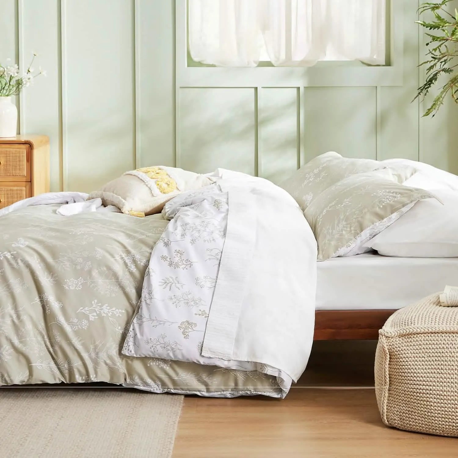 Reversible Floral Comforter Set