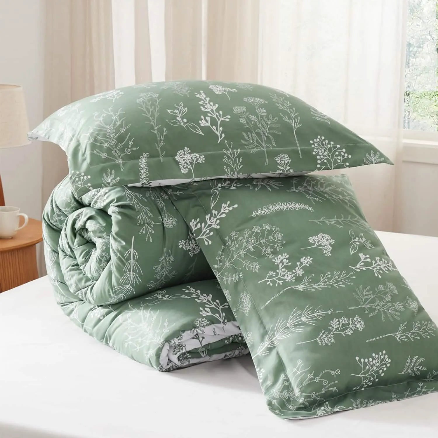 Reversible Floral Comforter Set