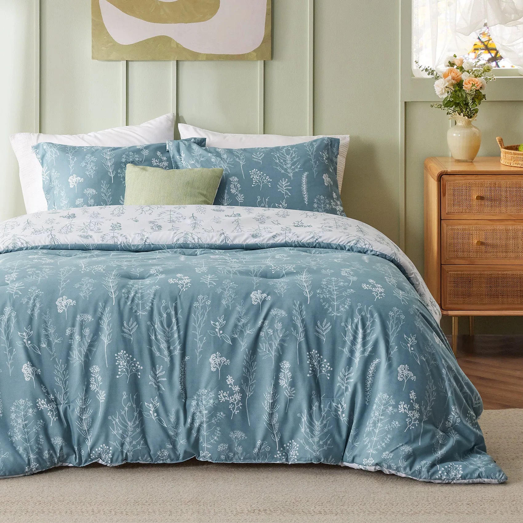 Reversible Floral Duvet Cover Set
