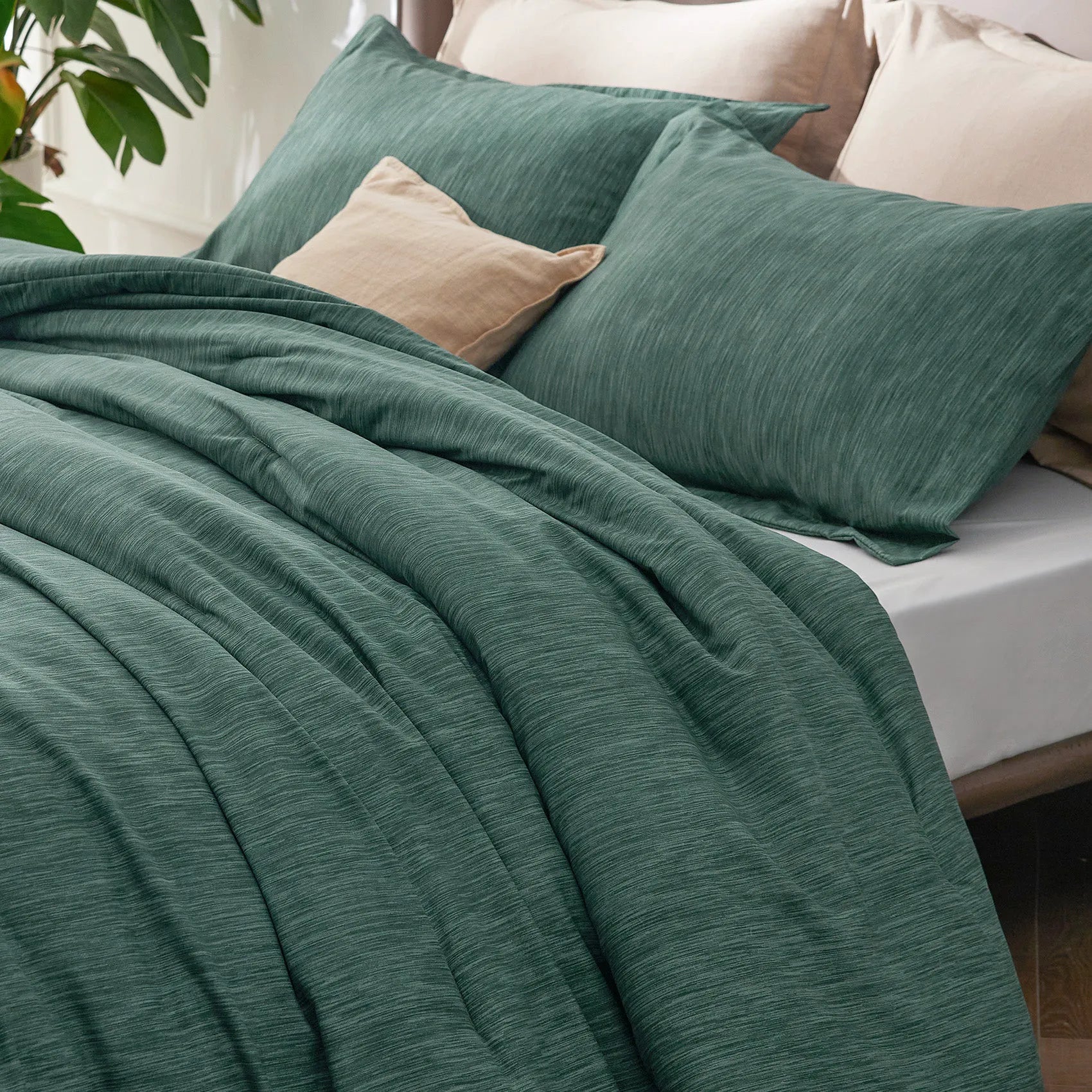 Cationic Dye Comforter Set - 90gsm