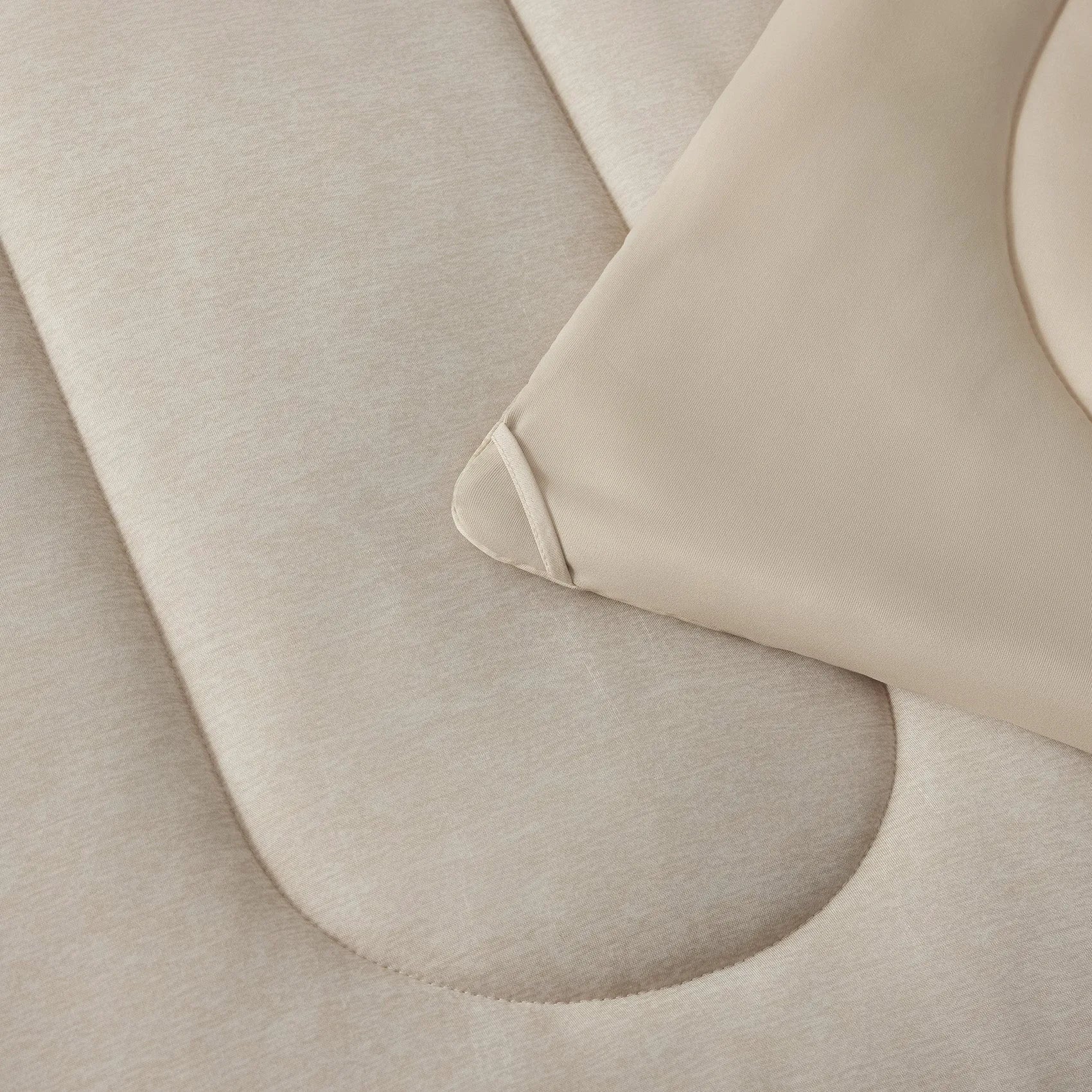 Reversible Warm & Cooling Comforter Set