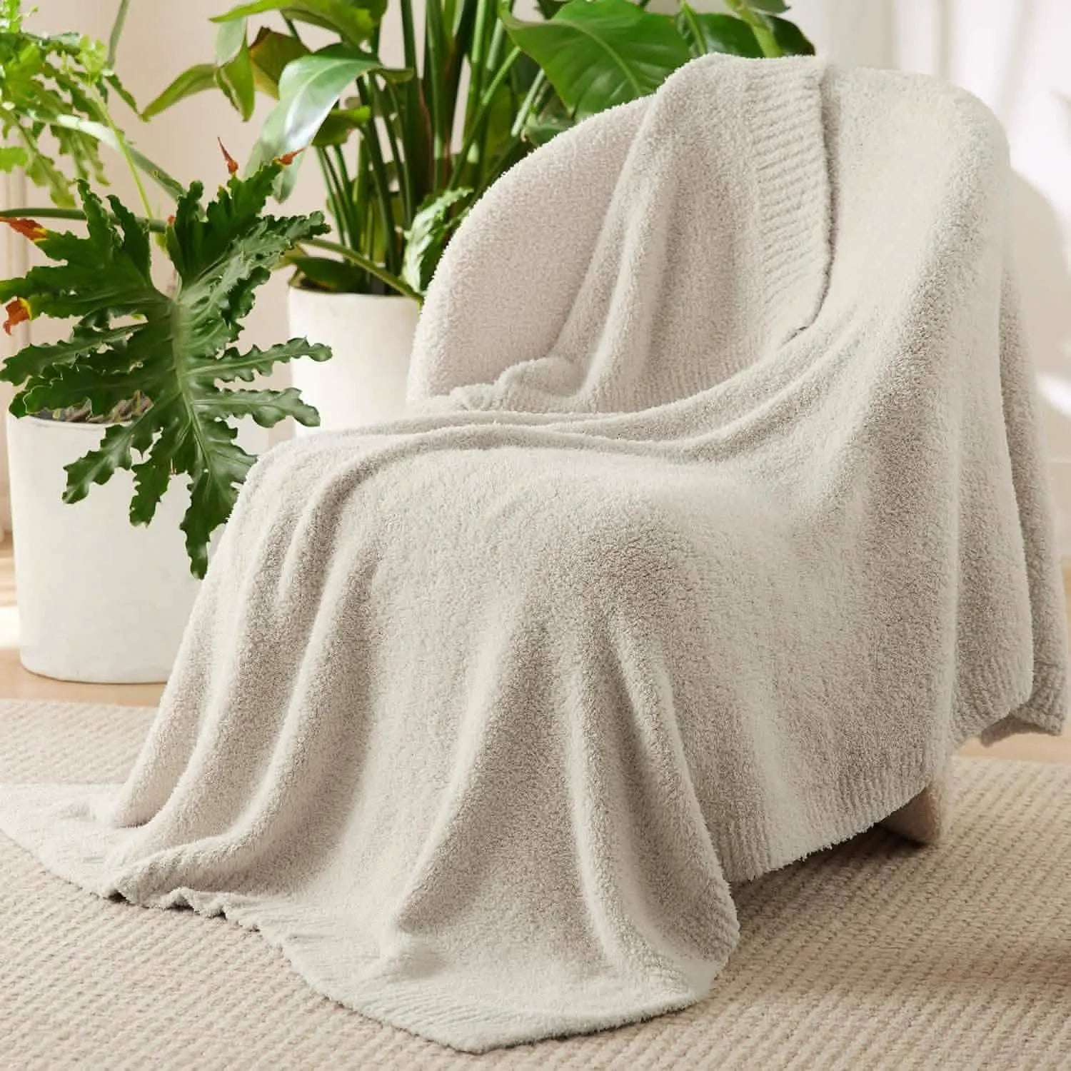 Feather Yarn Throw Blanket