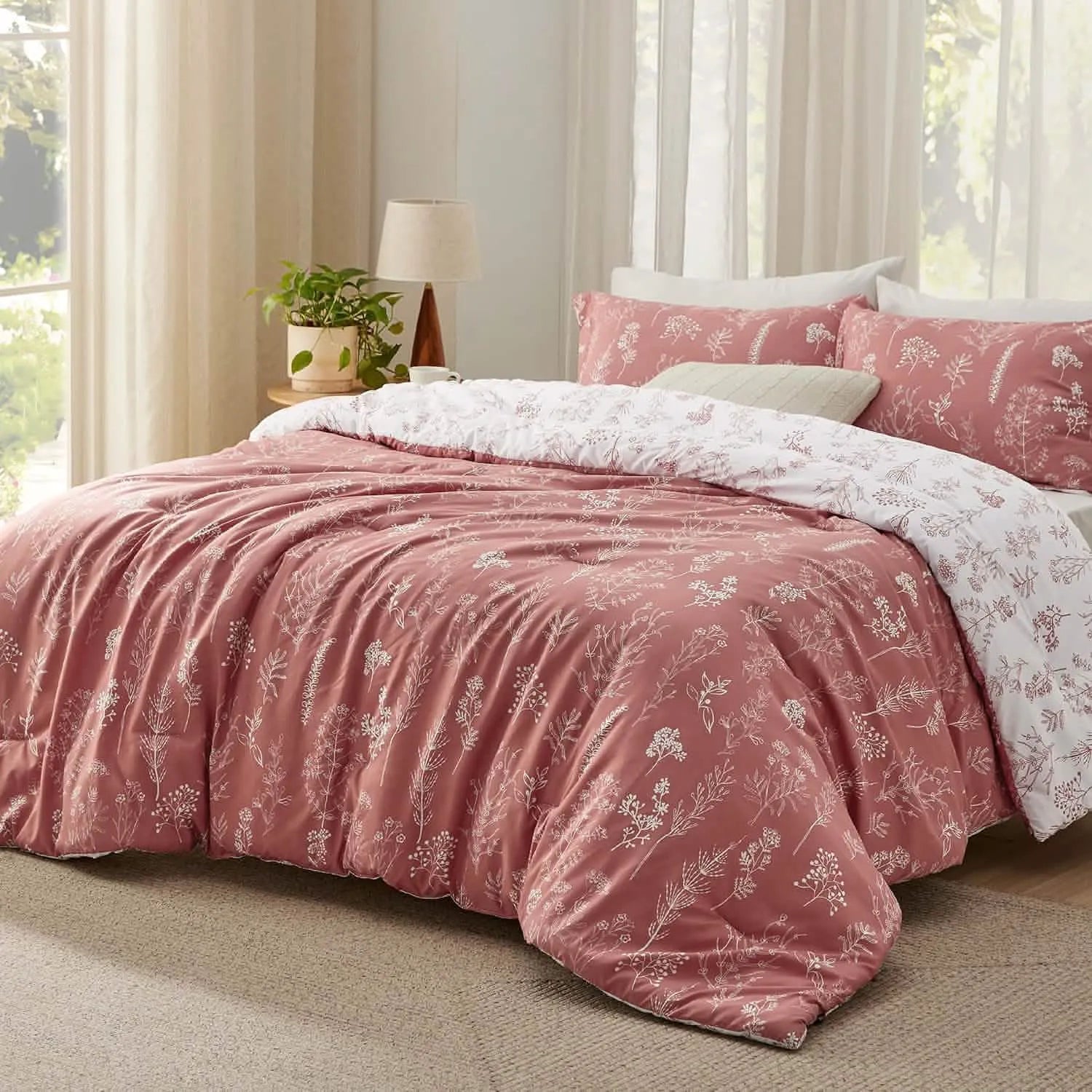 Reversible Floral Comforter Set
