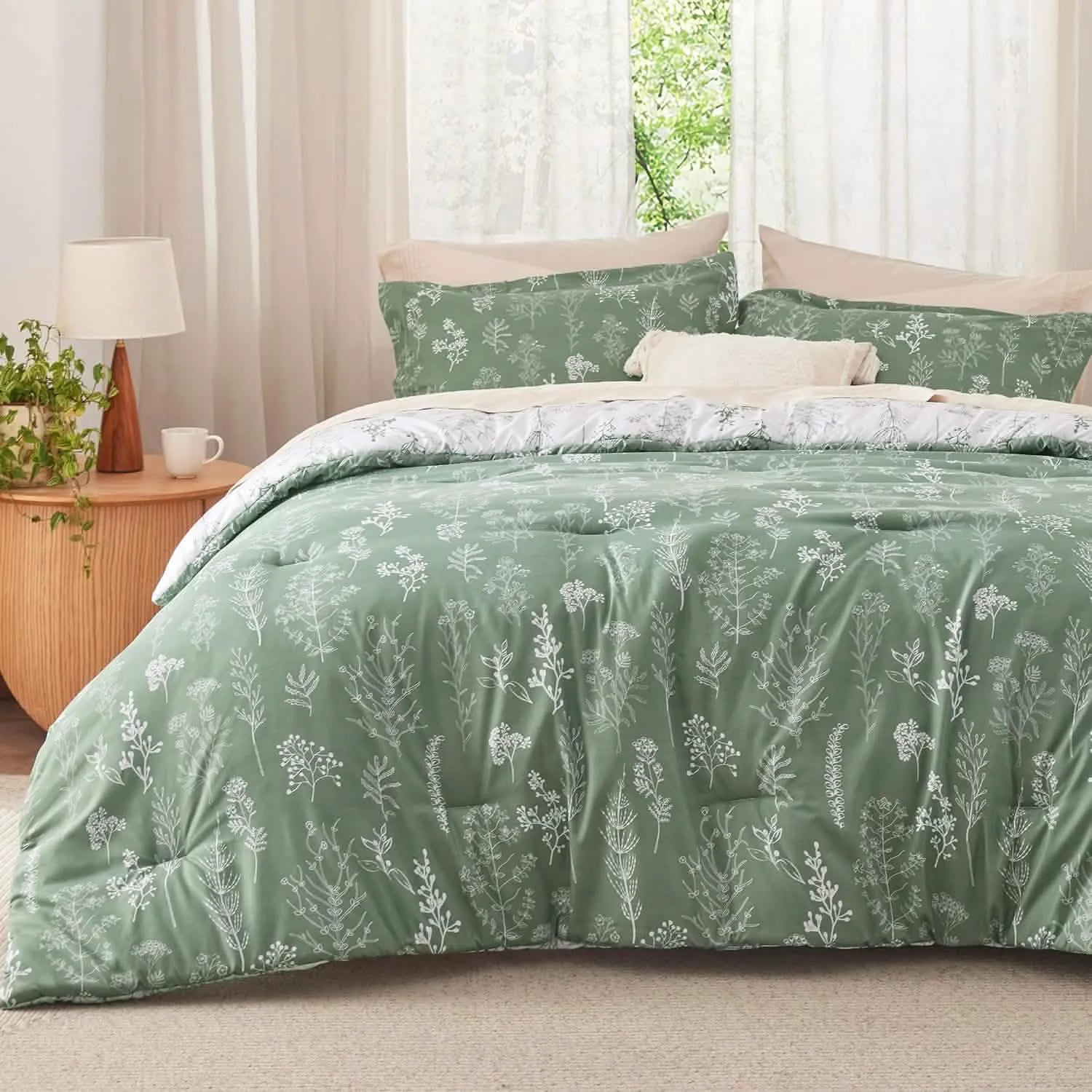 Reversible Floral Comforter Set