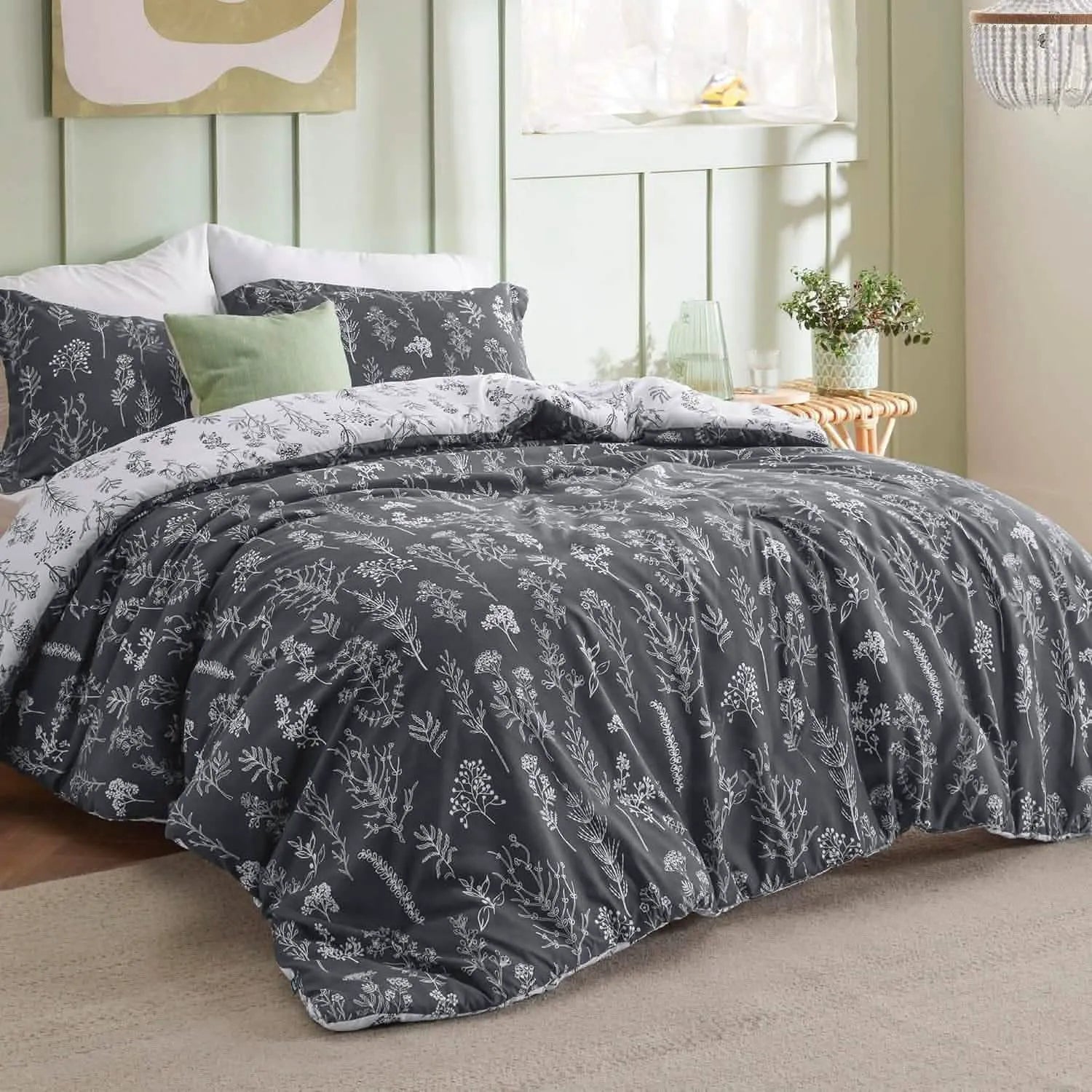 Reversible Floral Duvet Cover Set