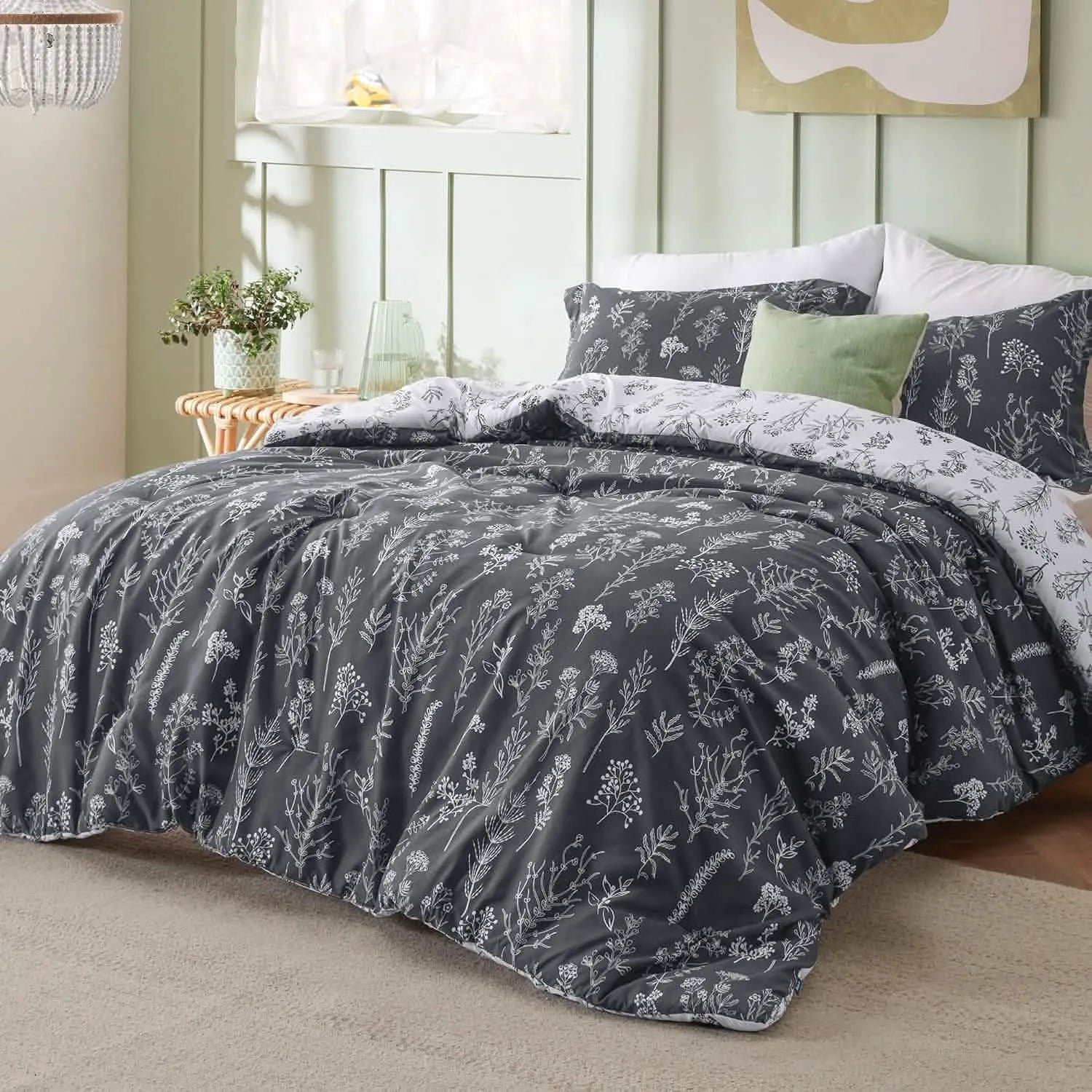 Reversible Floral Comforter Set