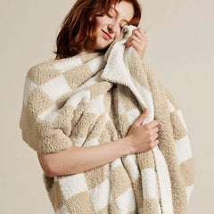 Ultra-Soft Reversible Checkered Blanket