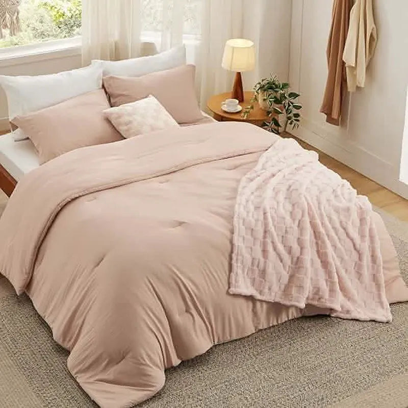 Checkered Comforter Set