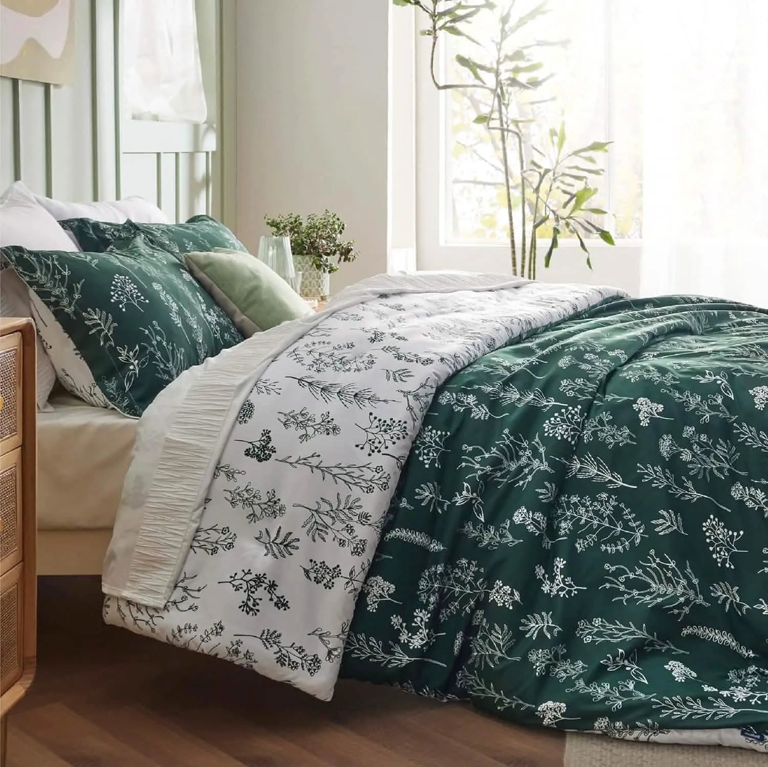 Reversible Floral Duvet Cover Set