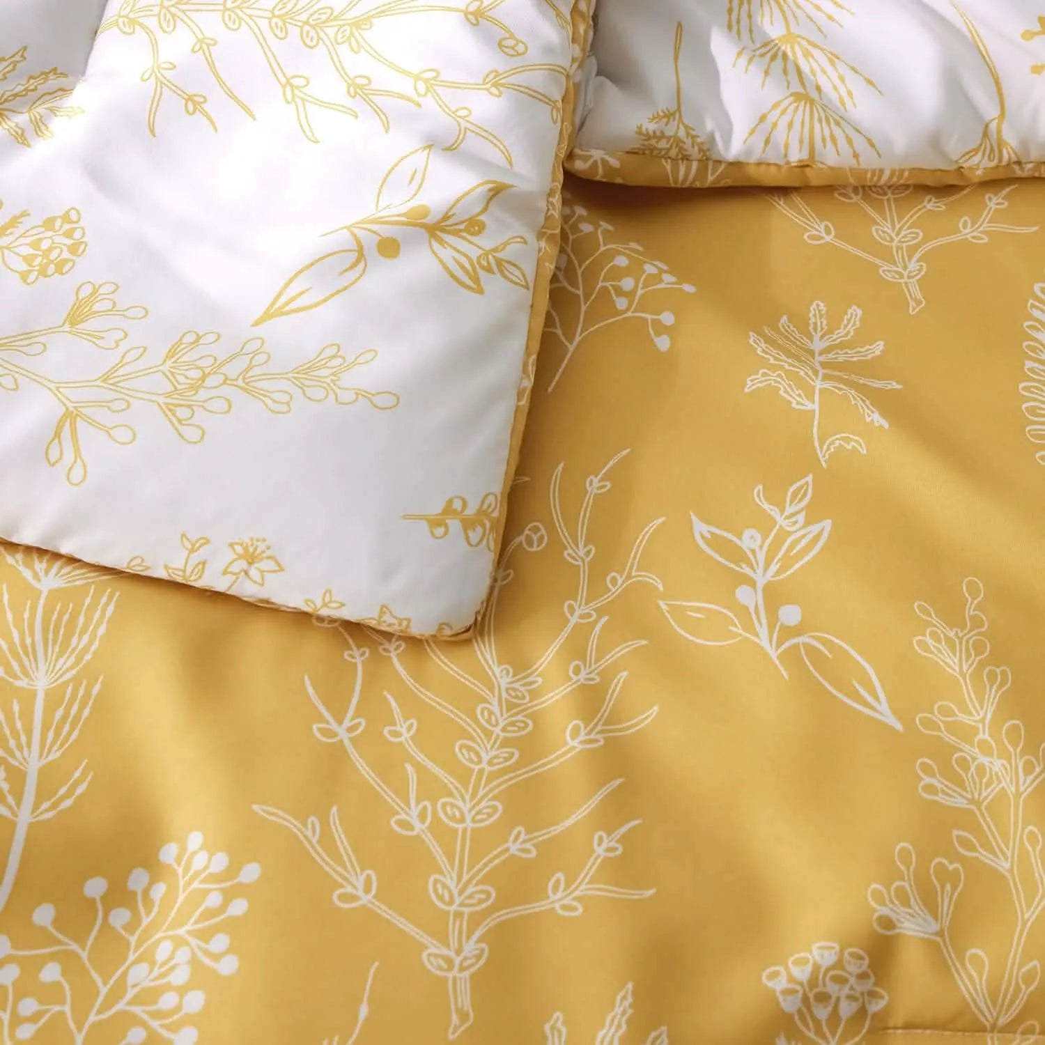 Reversible Floral Comforter Set