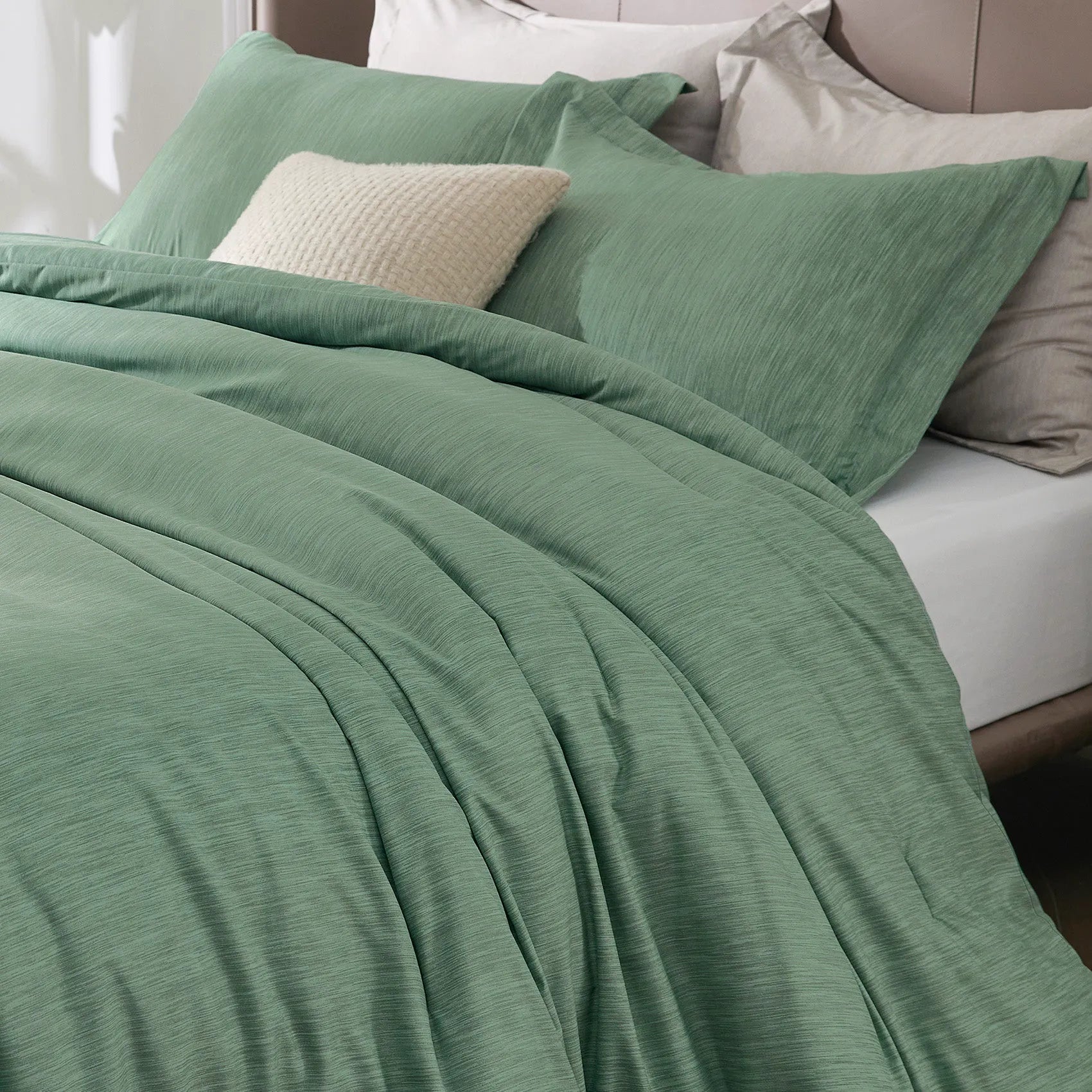 Cationic Dye Comforter Set - 90gsm